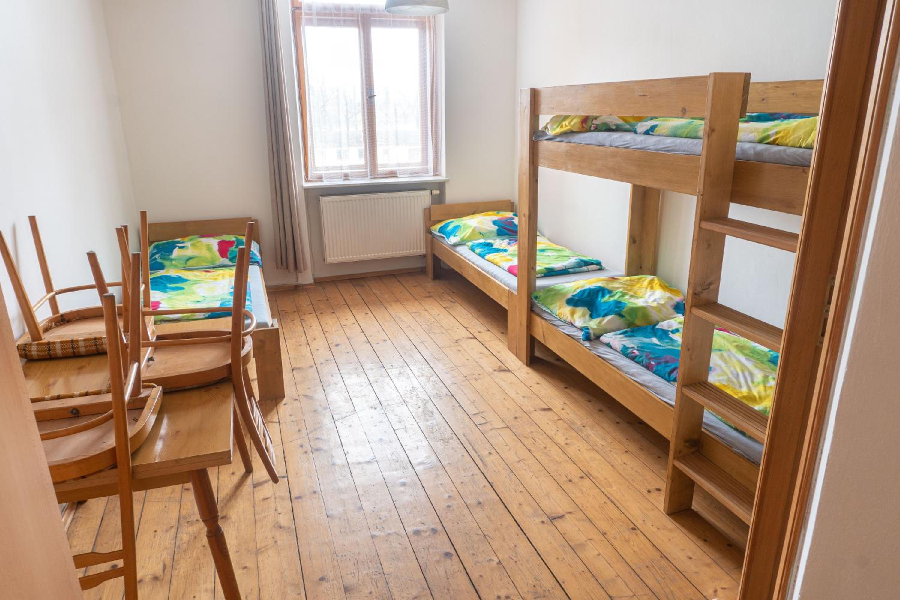 Quadruple Room with Private Bathroom photo 1