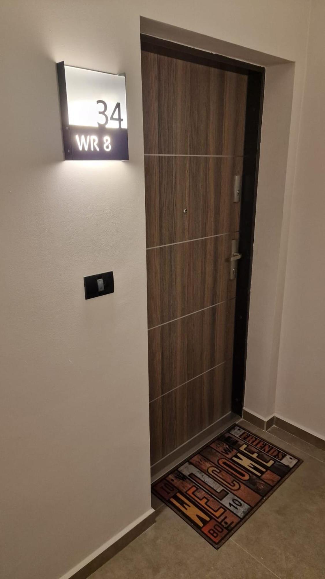 One-Bedroom Apartment - Photo 9