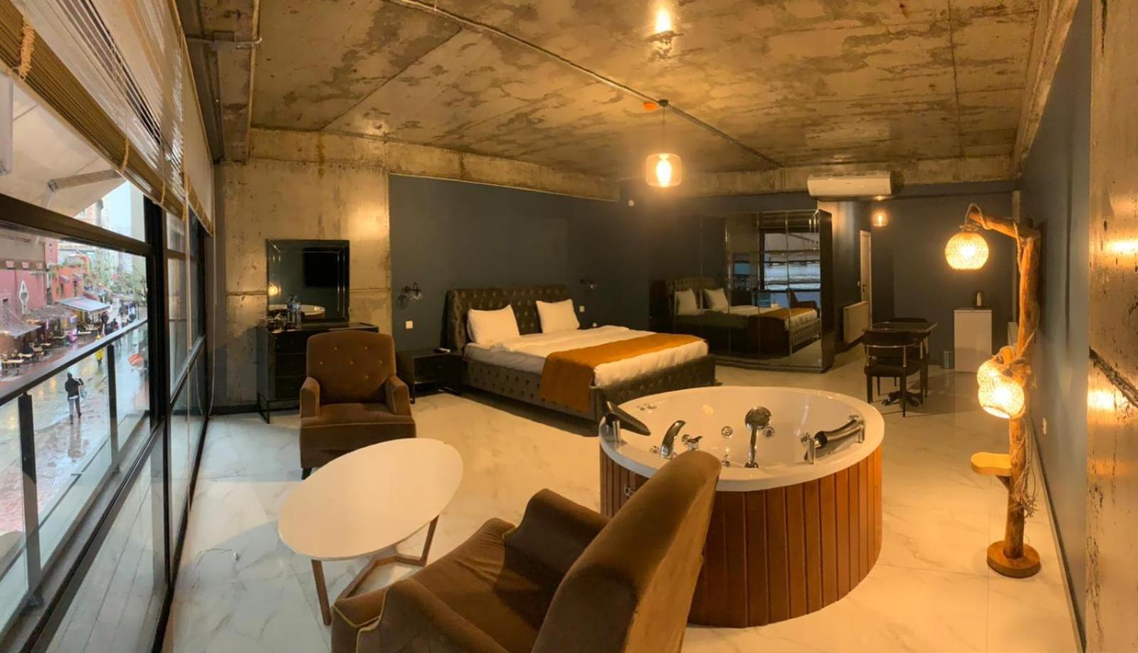 Executive Suite photo 1