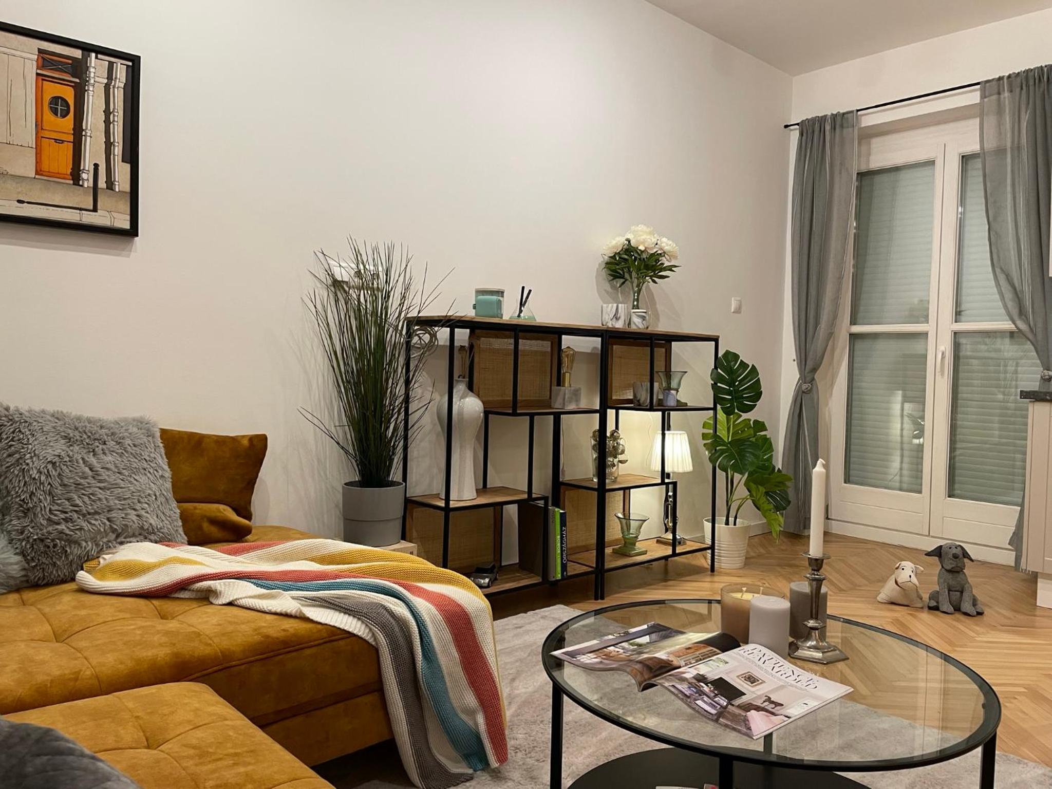 One-Bedroom Apartment - Photo 18