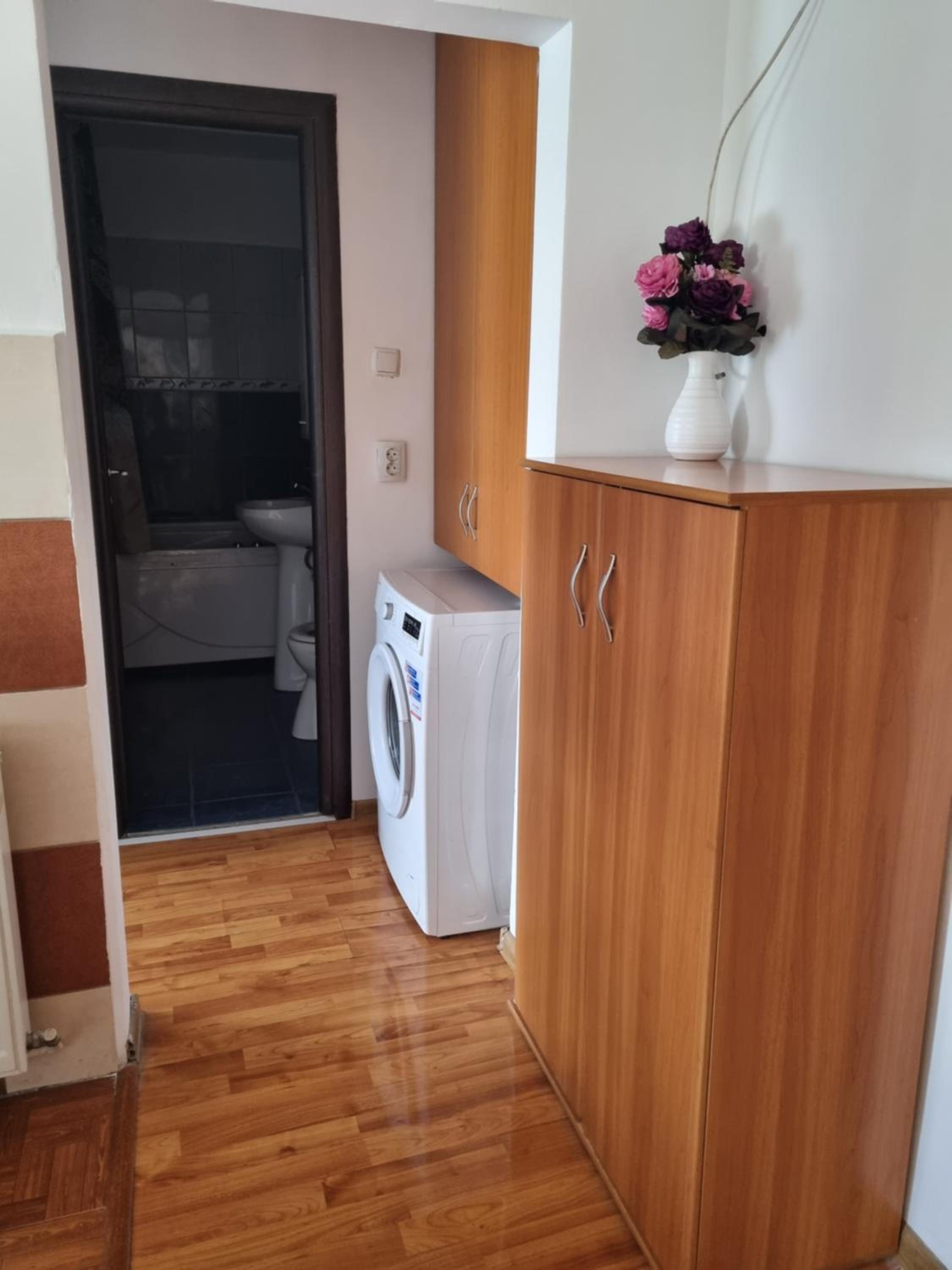 Two-Bedroom Apartment - Photo 8