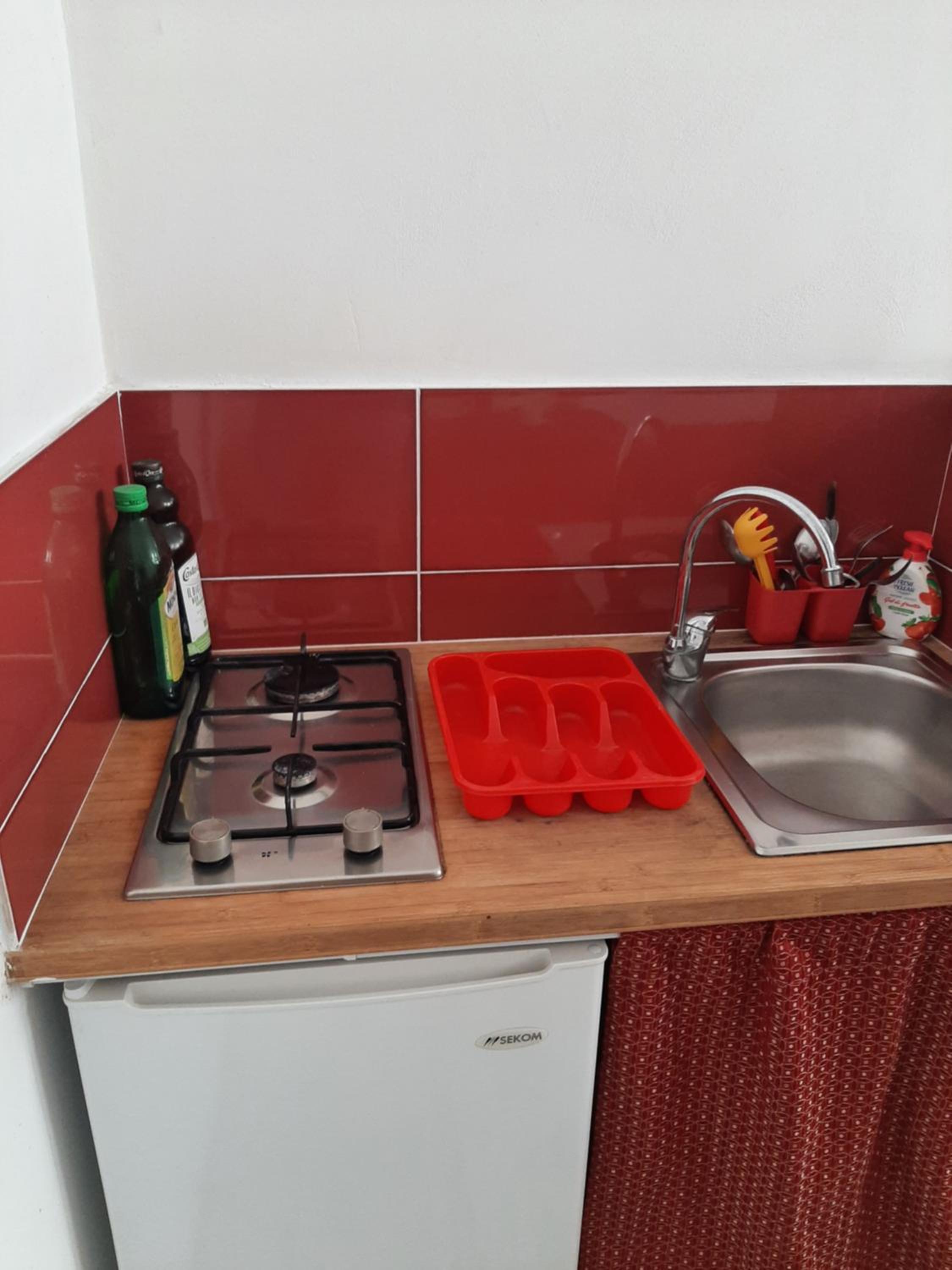 One-Bedroom Apartment - Photo 17