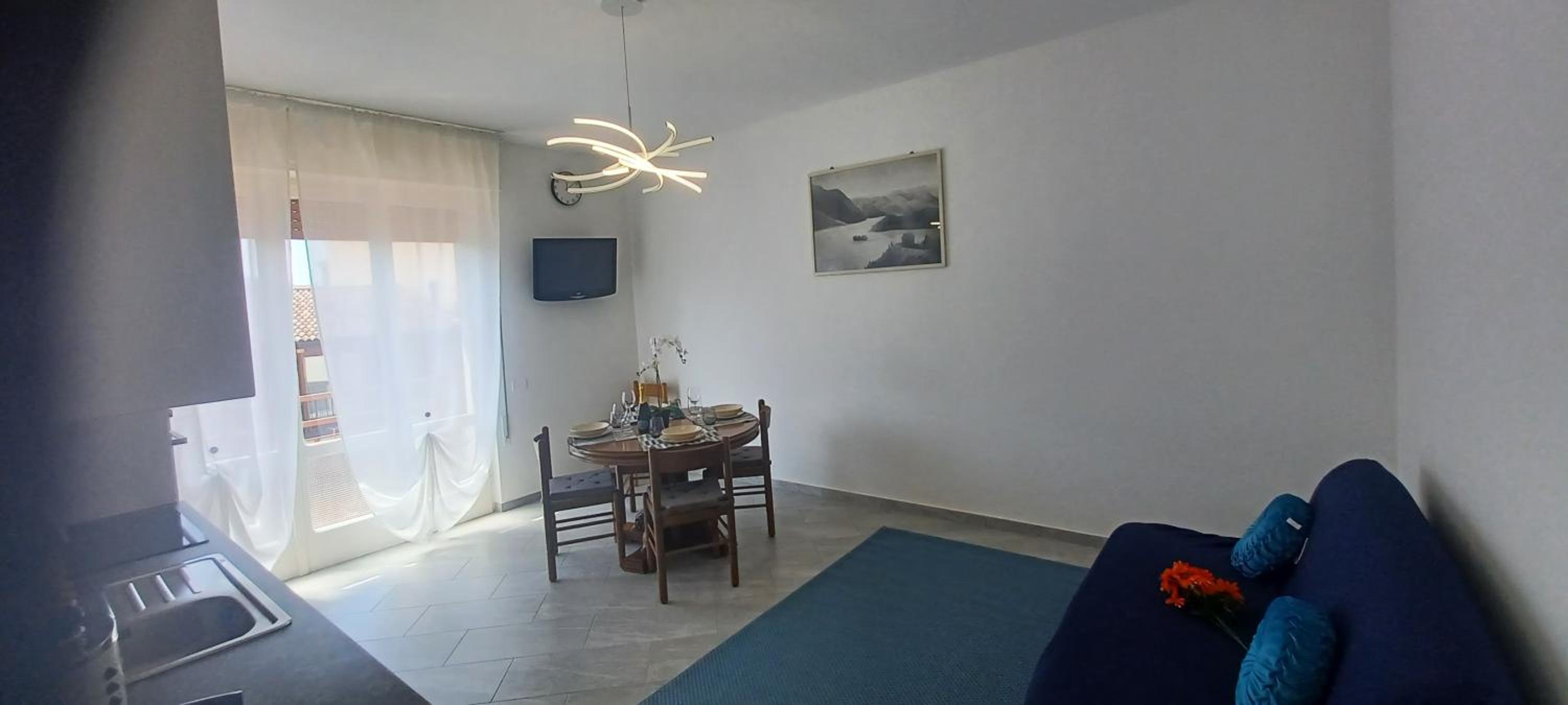Two-Bedroom Apartment photo 2
