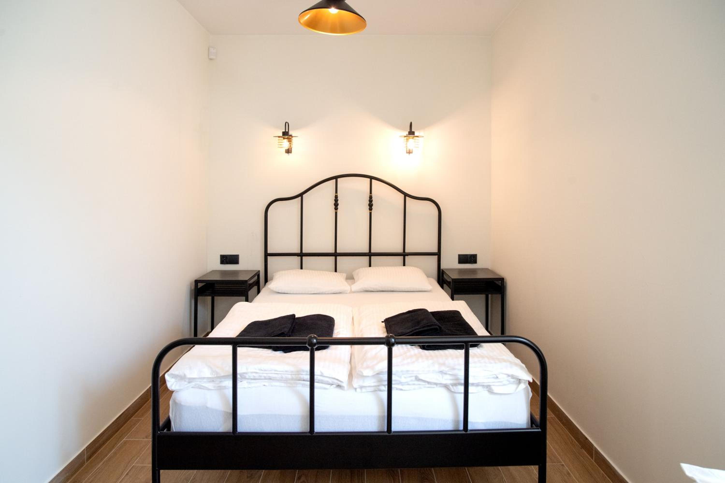 Triple Room with Private Bathroom photo 3