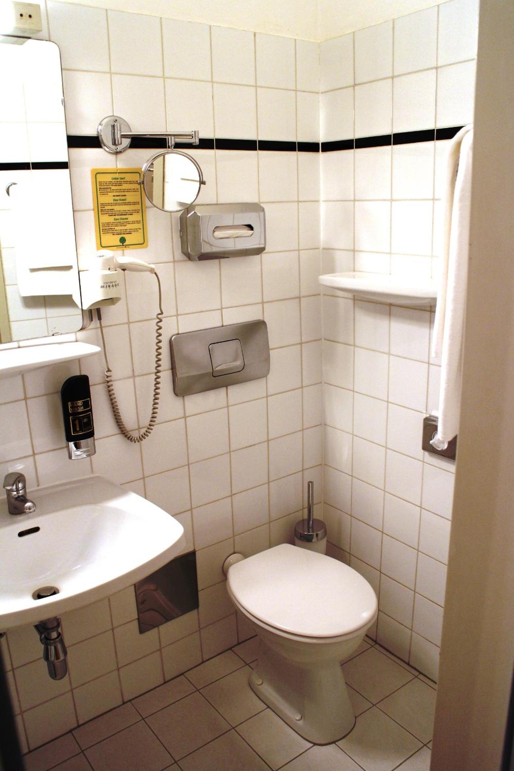 Twin Room — the supplier's photographs — photo 3