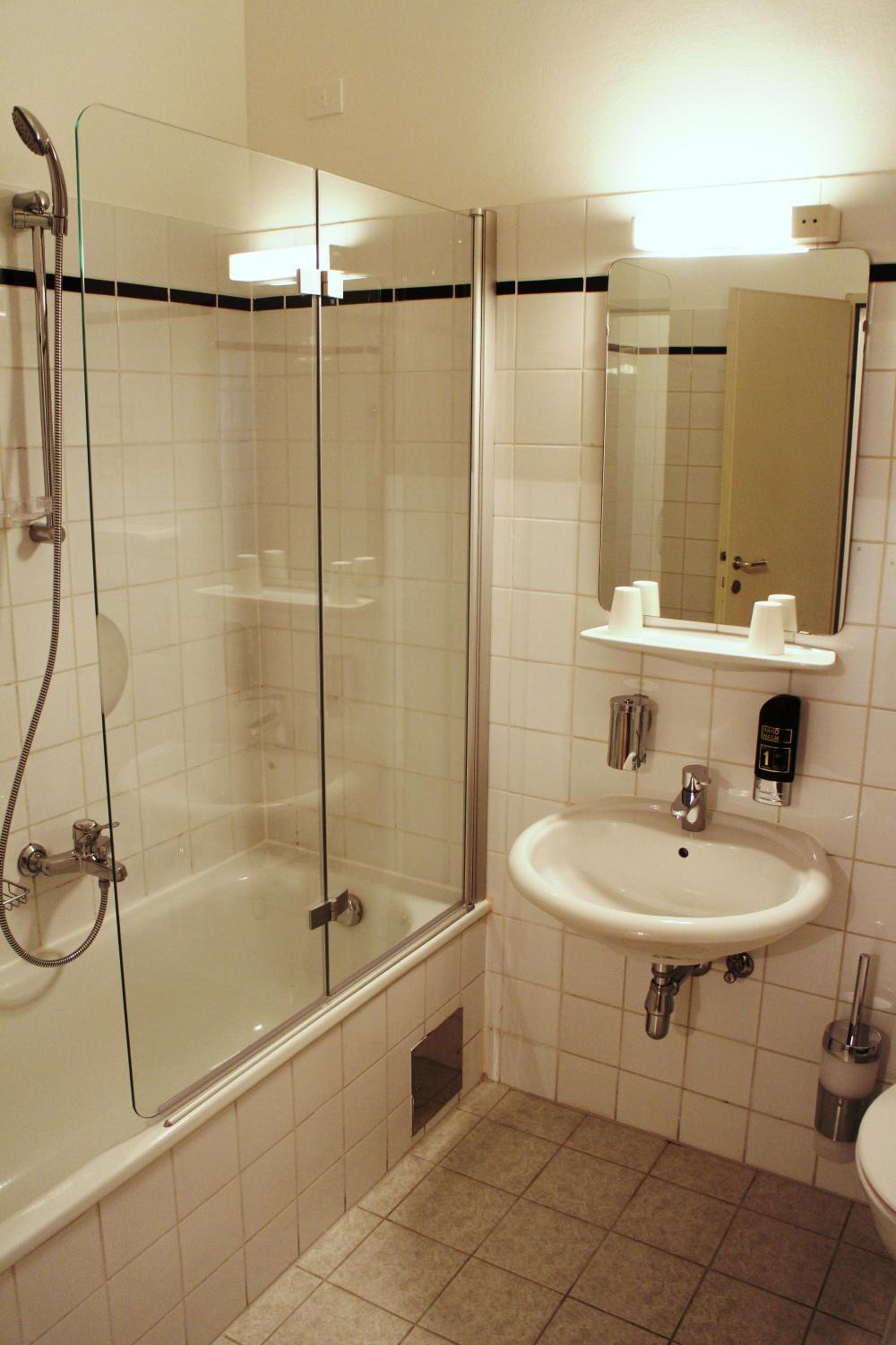 Twin Room — the supplier's photographs — photo 4