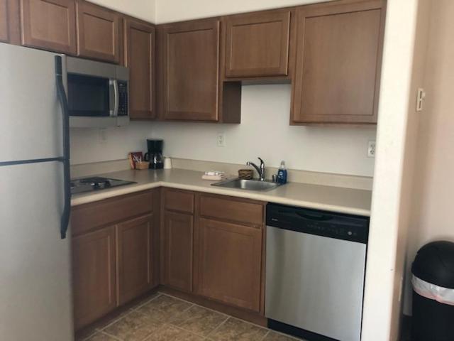 Two-Bedroom Suite photo 2