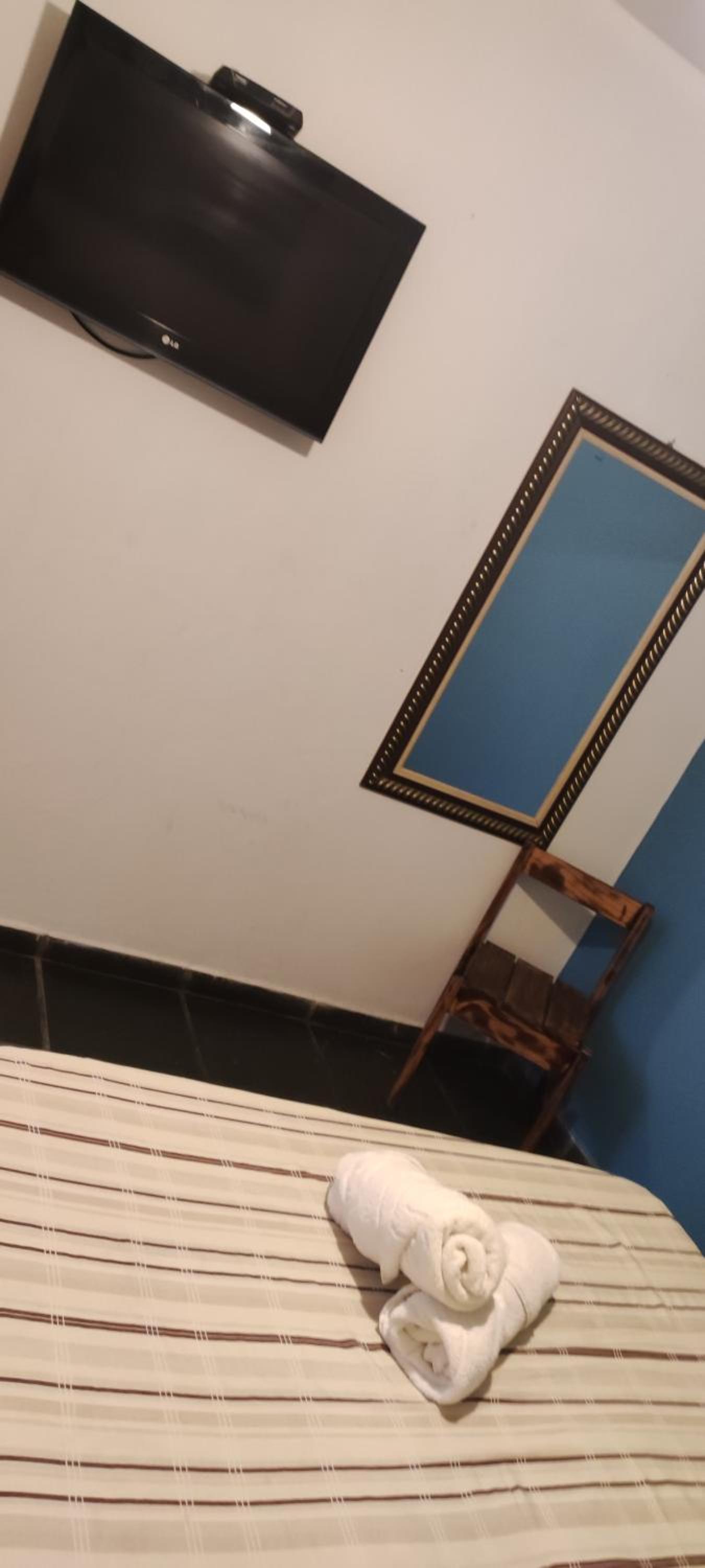 Standard Triple Room photo 2