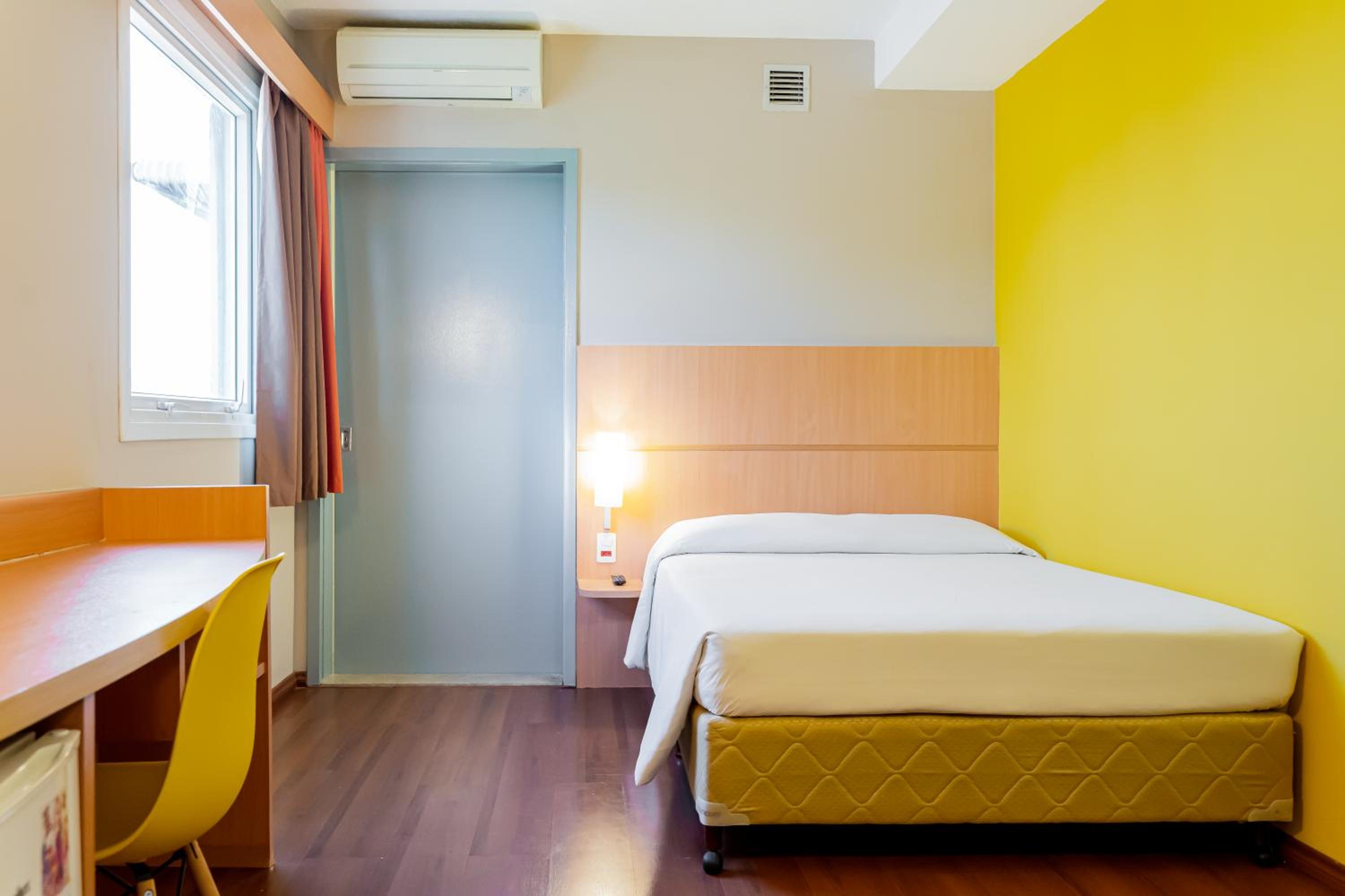 Standard Double Room - Wheelchair Accessible - Photo 6
