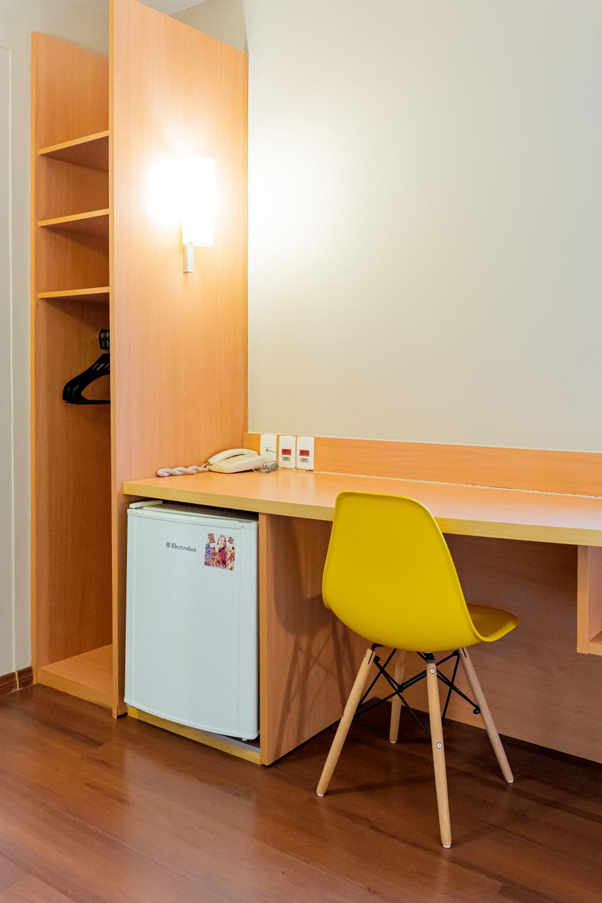 Standard Double Room - Wheelchair Accessible - Photo 7
