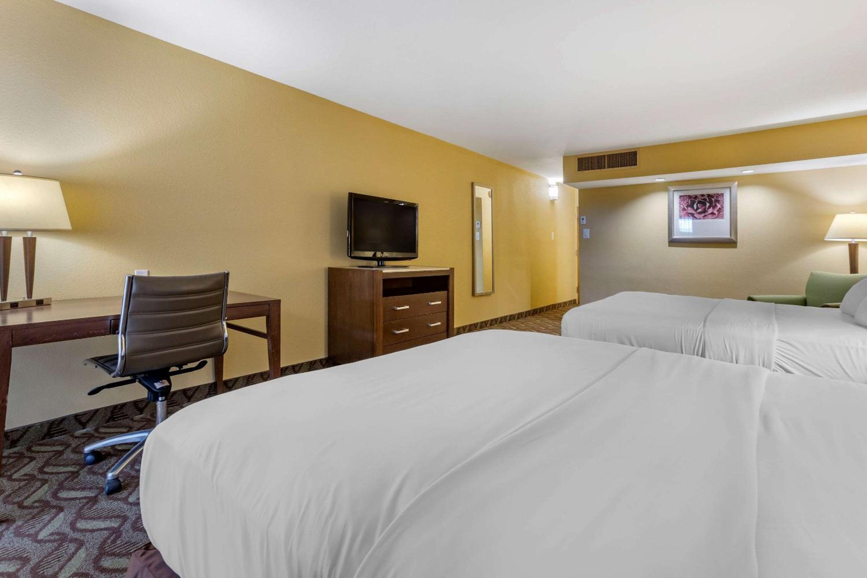 Clarion Inn & Suites Roswell, 사진 3