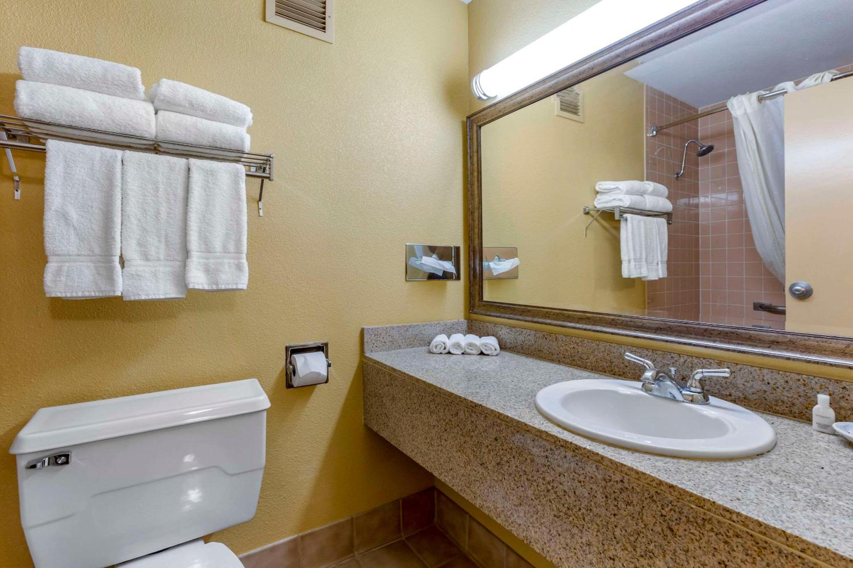 Clarion Inn & Suites Roswell, 사진 4