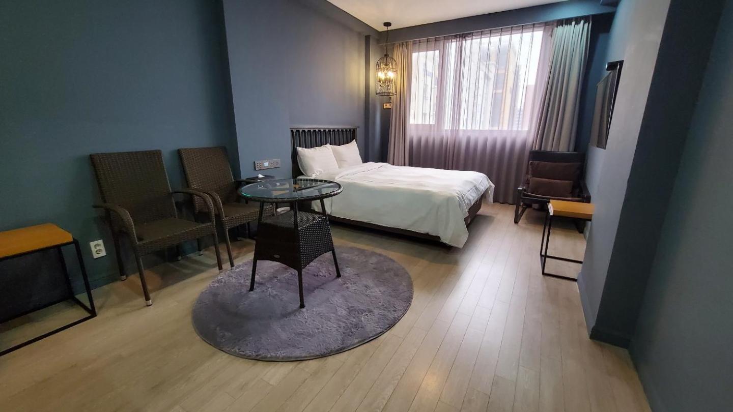 Deluxe Double Room with Bath photo 2