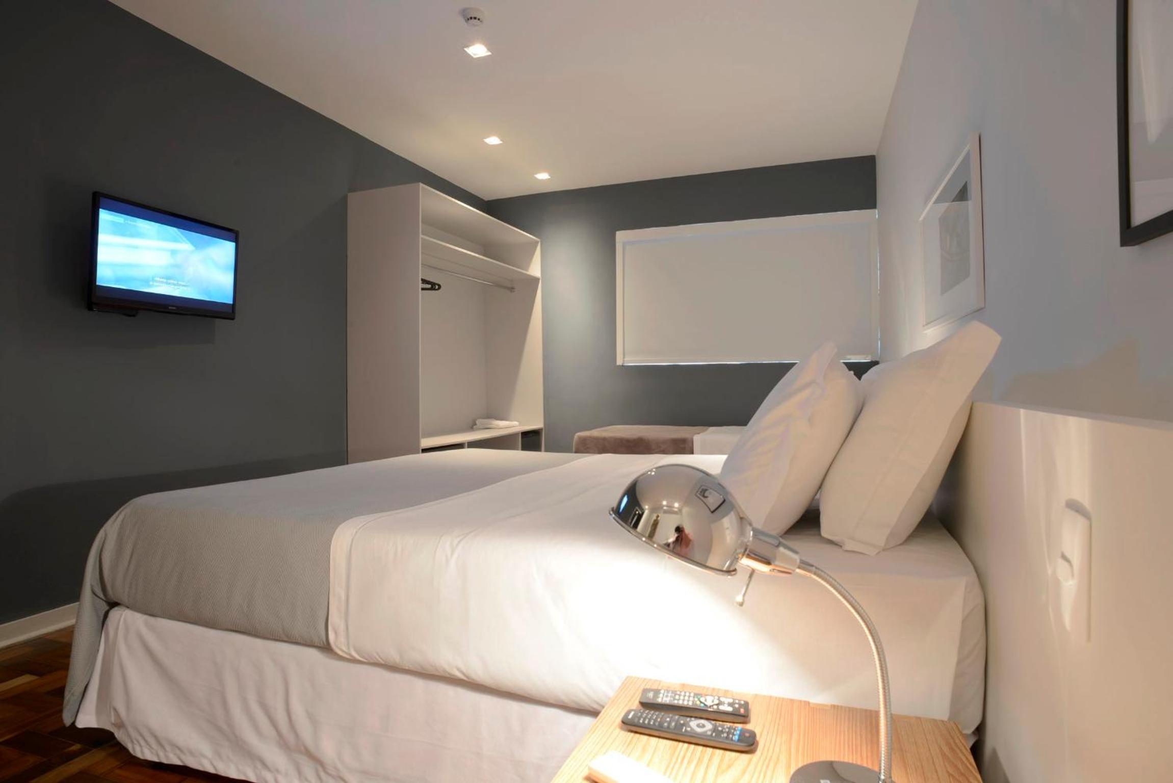 Available room