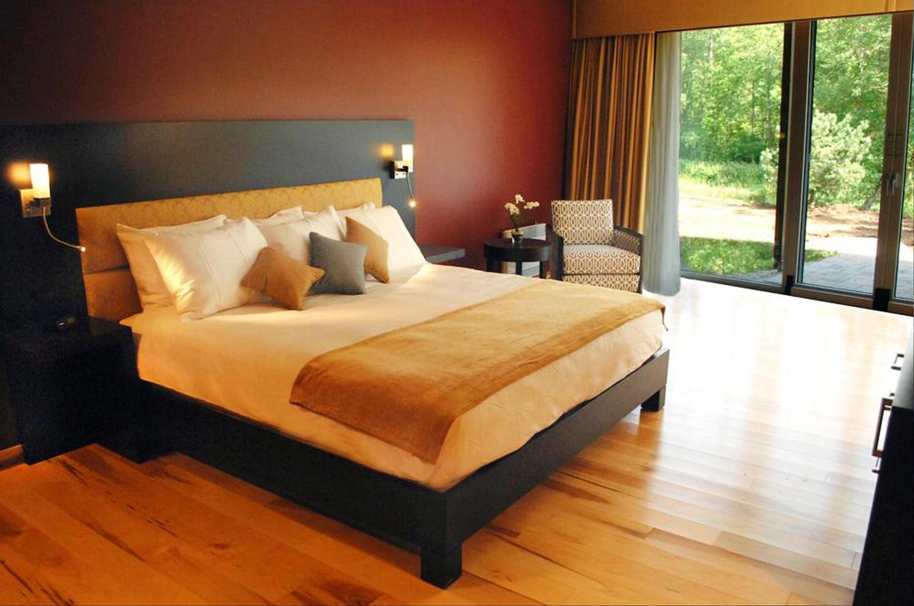 Superior Room with One King Bed –Eco River Lodge photo 2