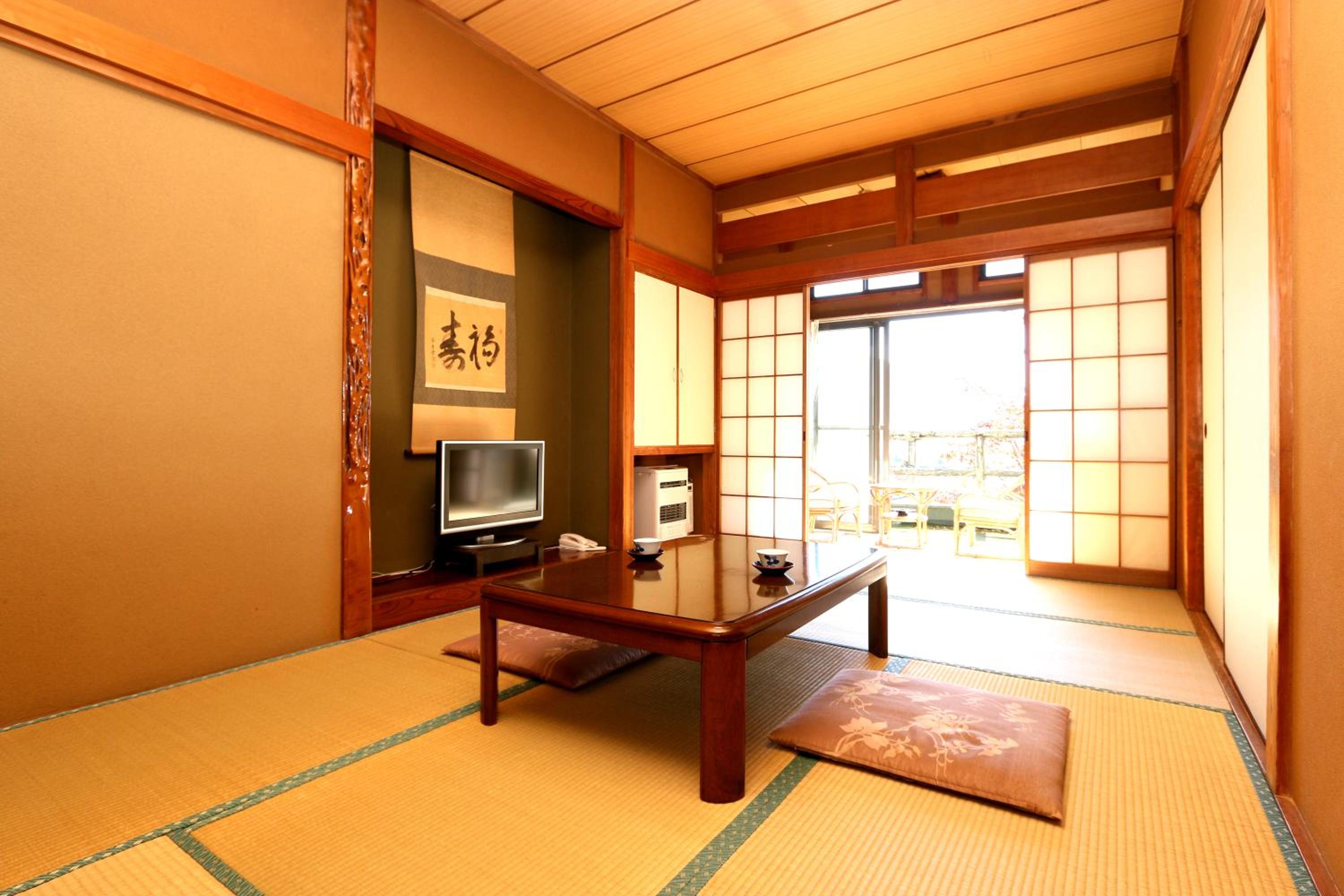 Triple Room with Shared Bathroom