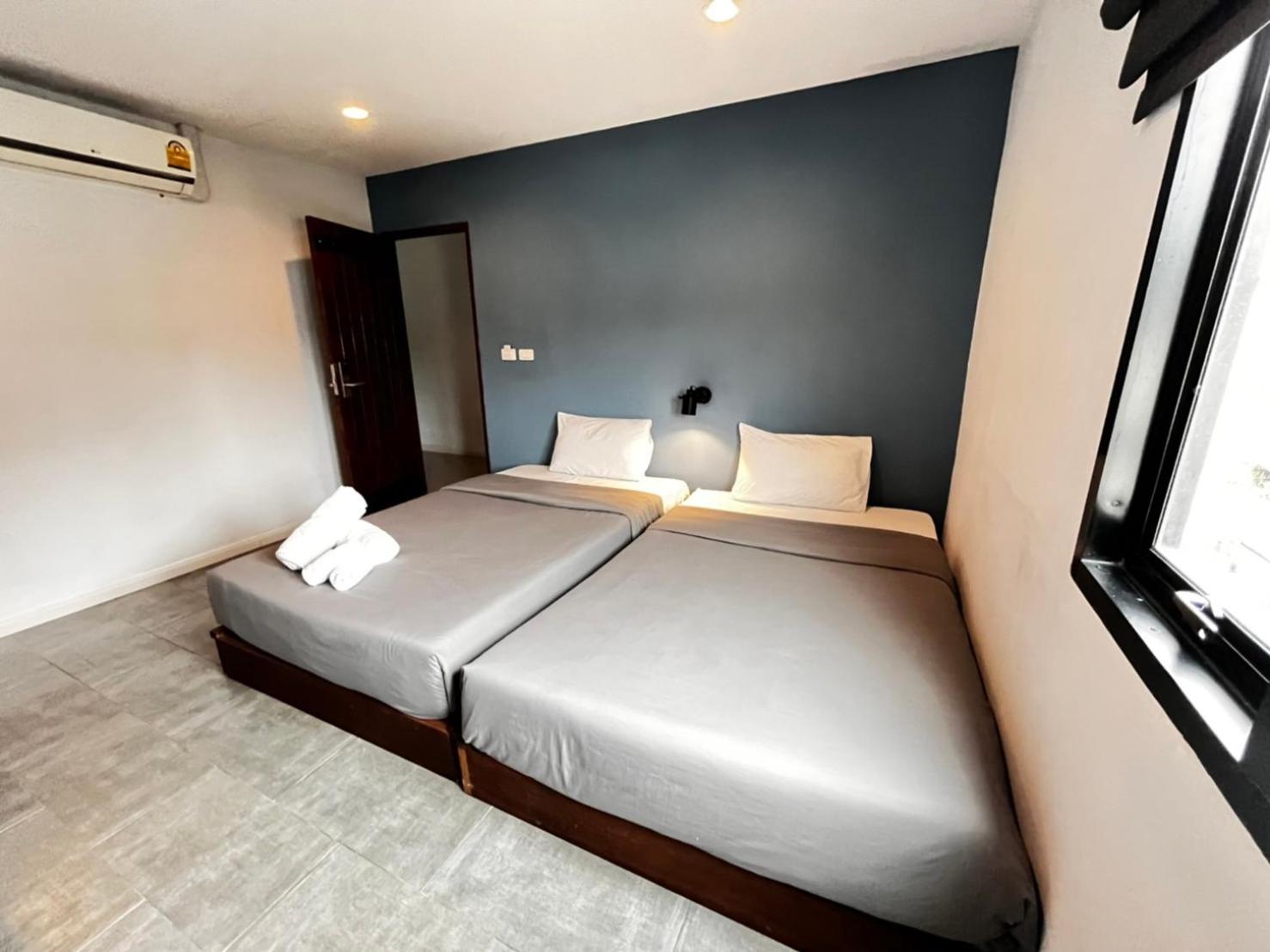 Deluxe Twin Room - Photo 6