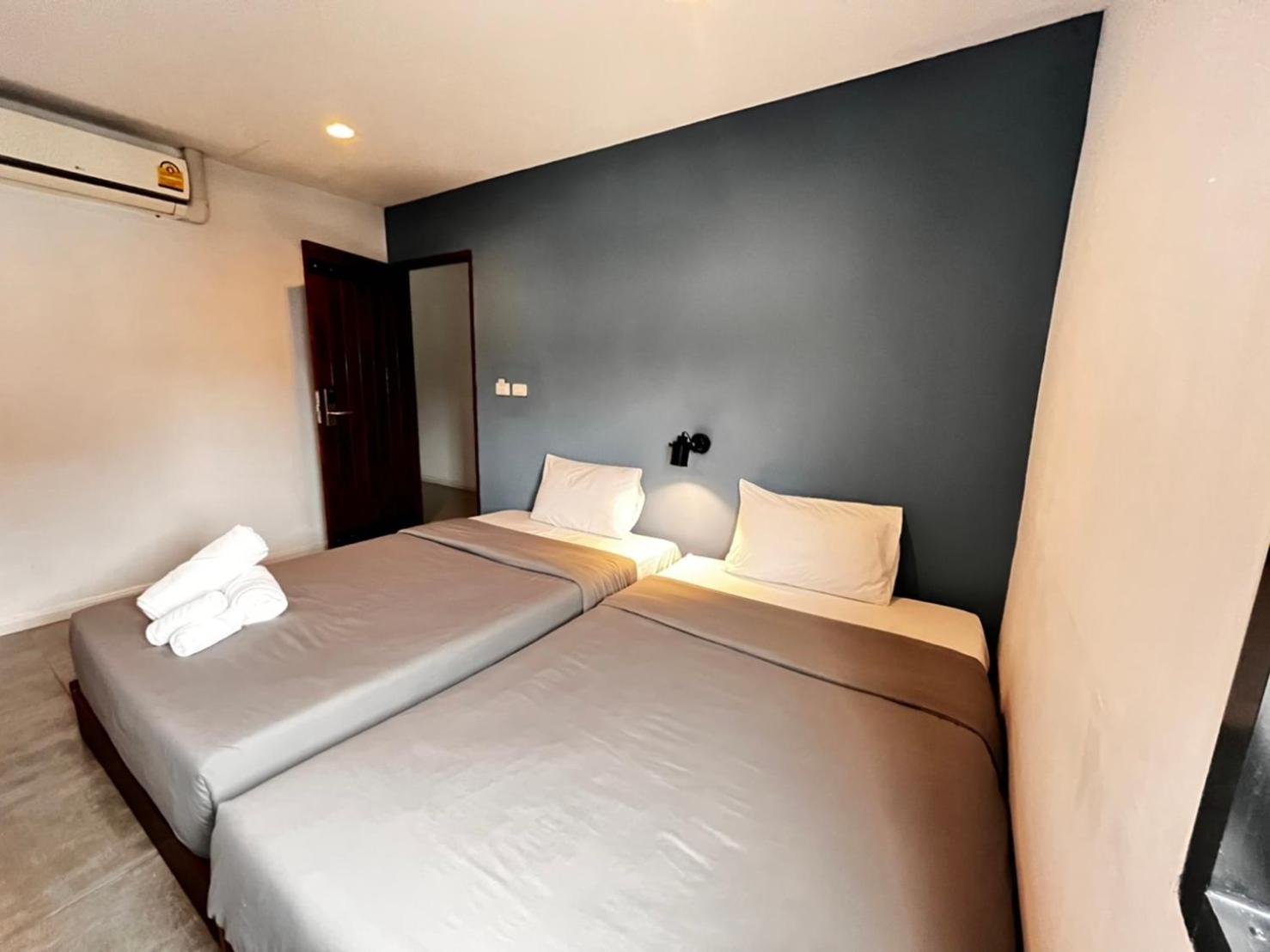 Deluxe Twin Room - Photo 7
