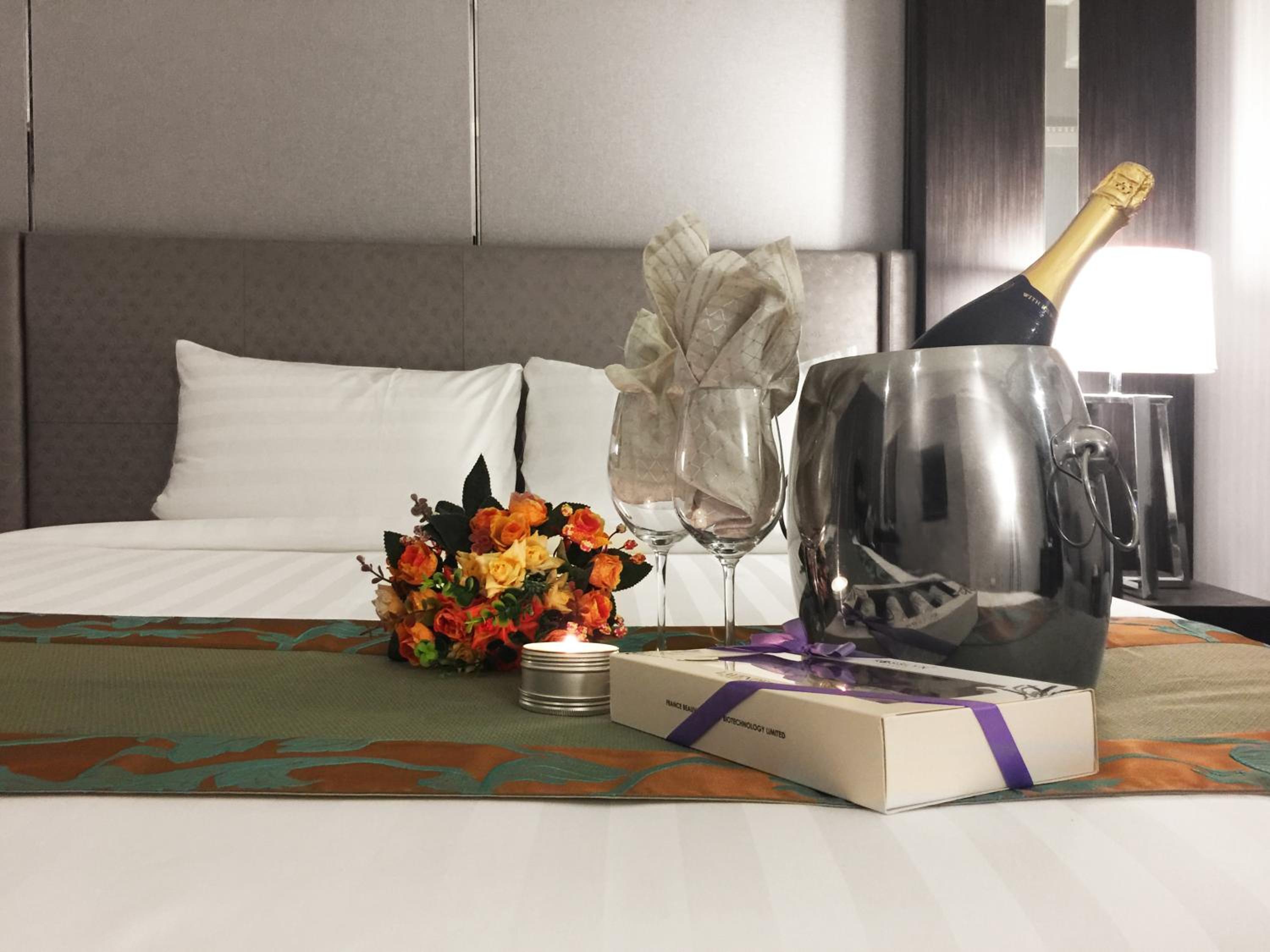 Deluxe King Room - Photo 4