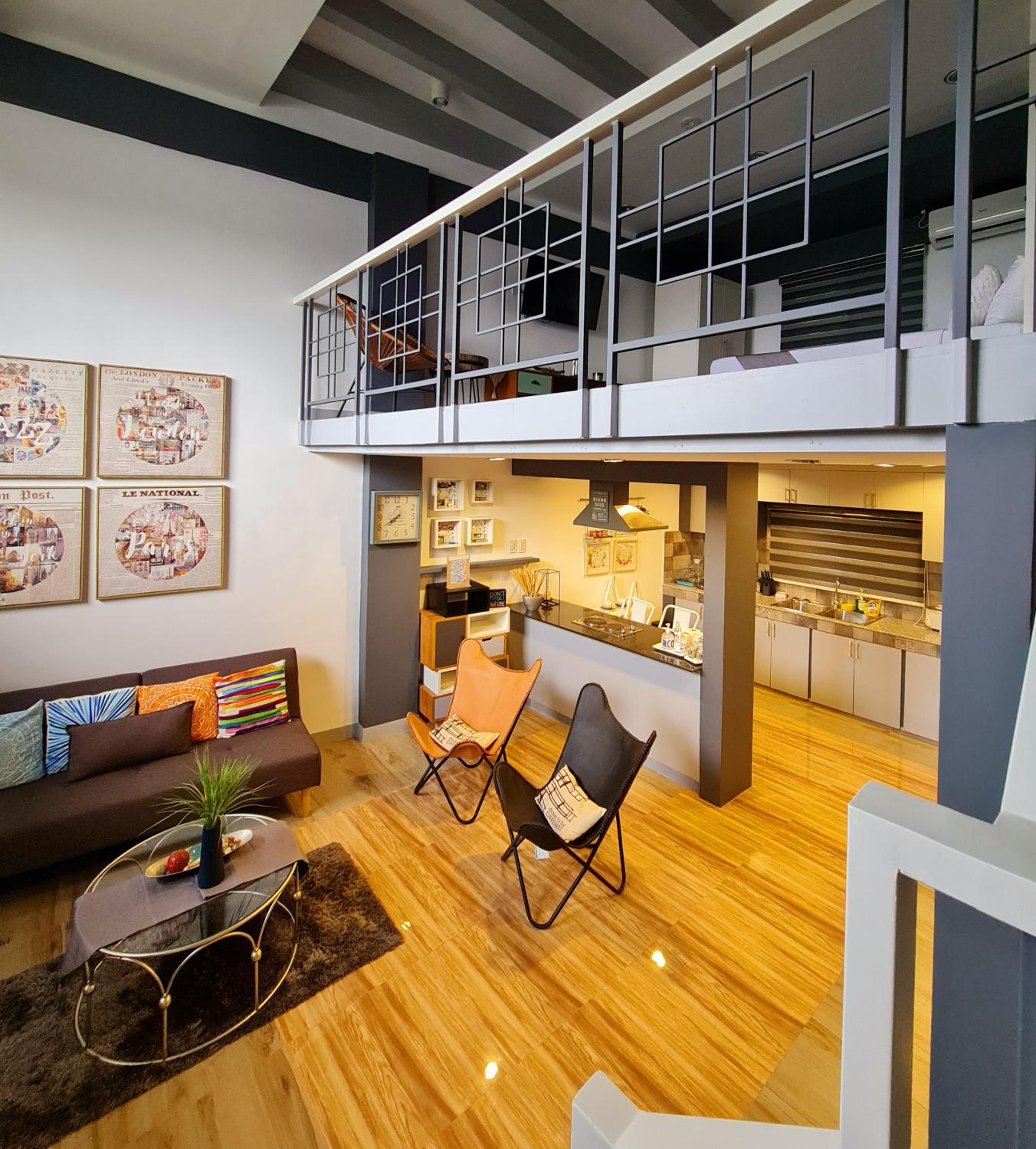 Duplex Suite - Photo 1