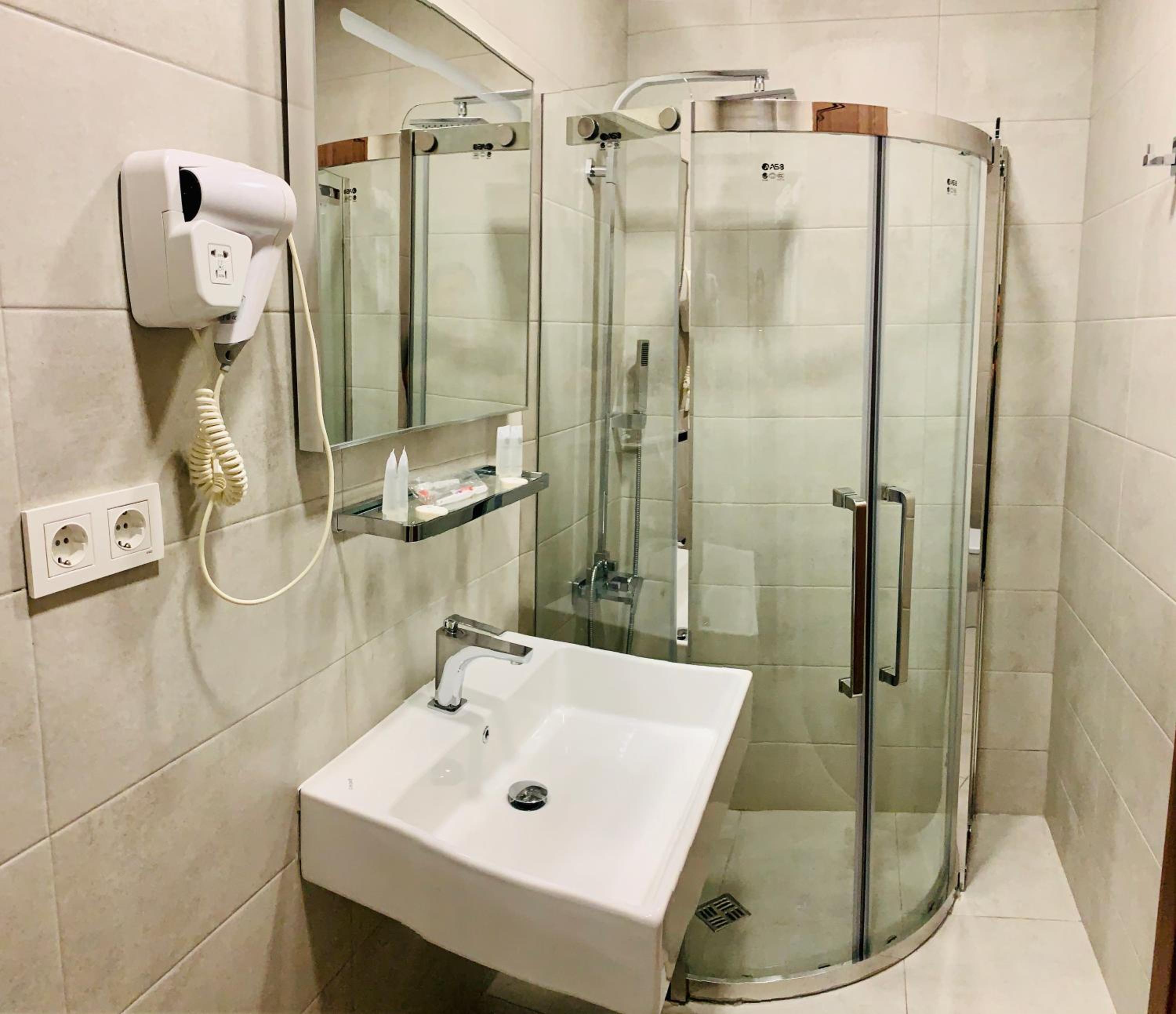 Basic Triple Room - Photo 4