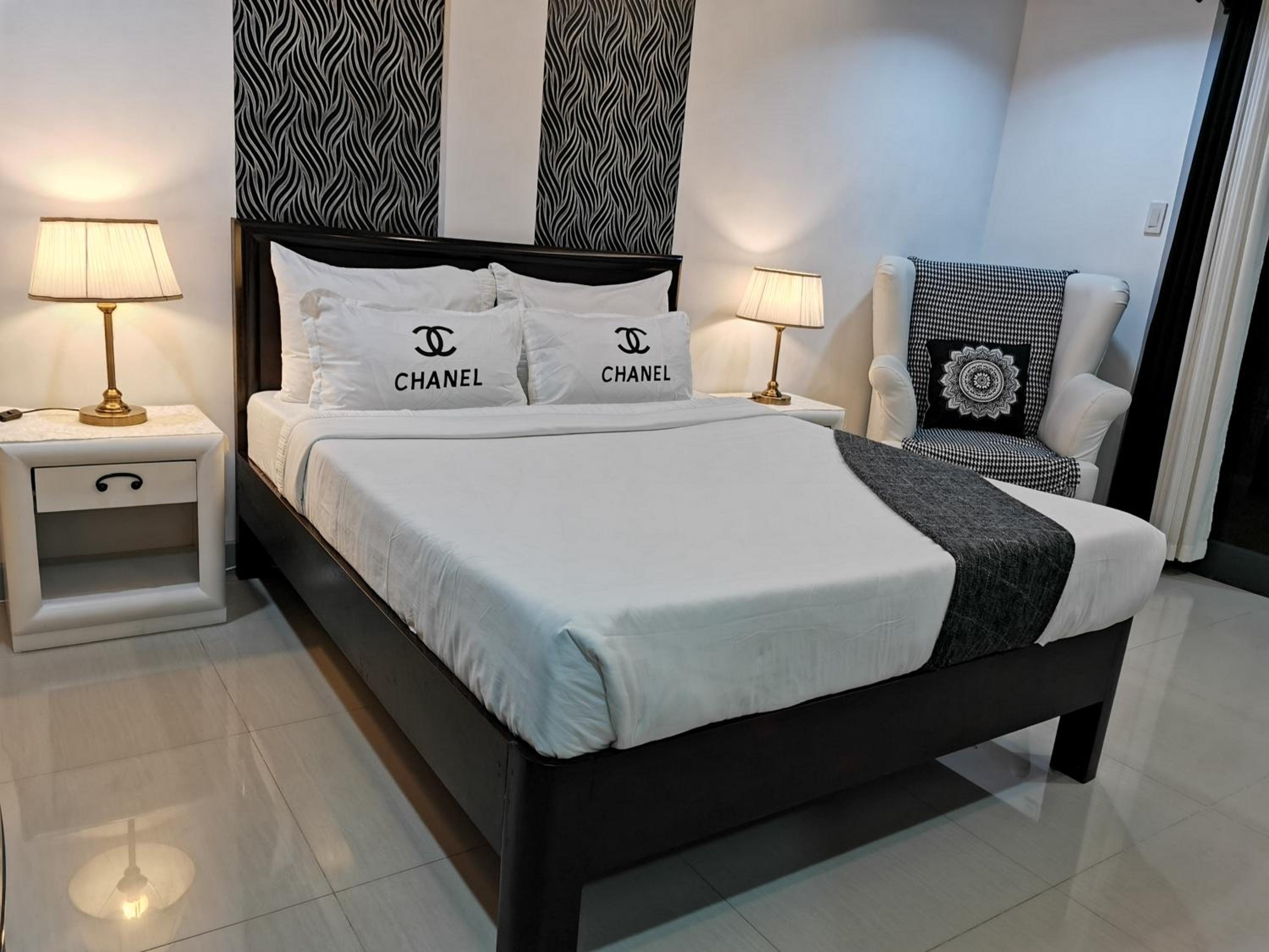 Executive Suite with Sea View - Photo 7