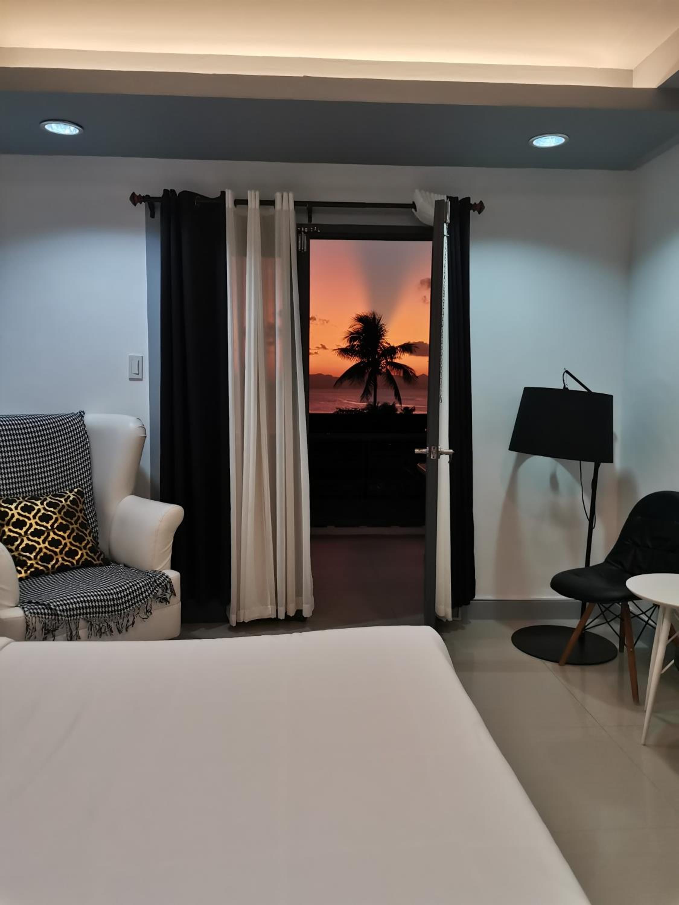 Executive Suite with Sea View - Photo 4