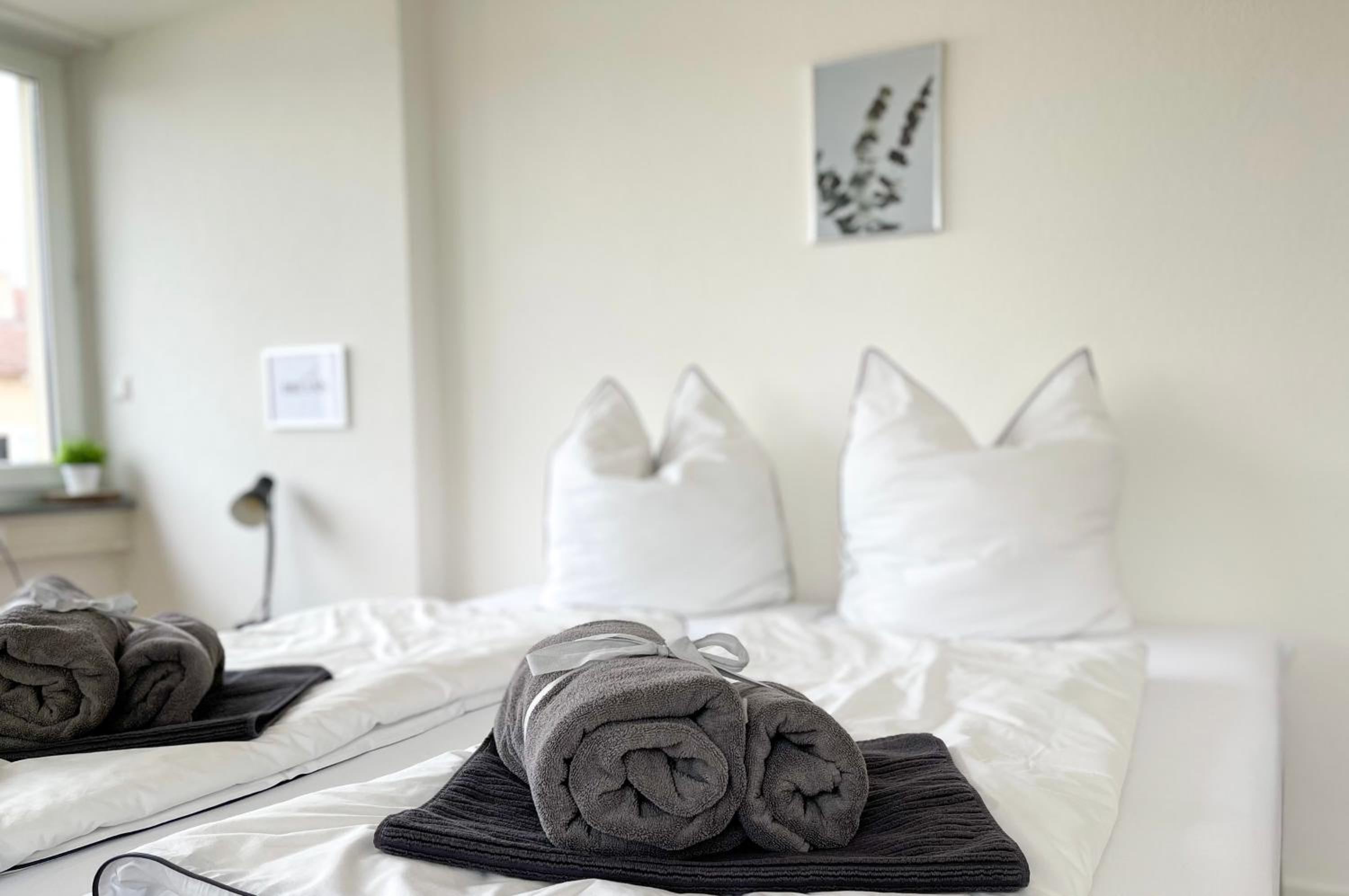 Double or Twin Room with Shared Bathroom photo 2