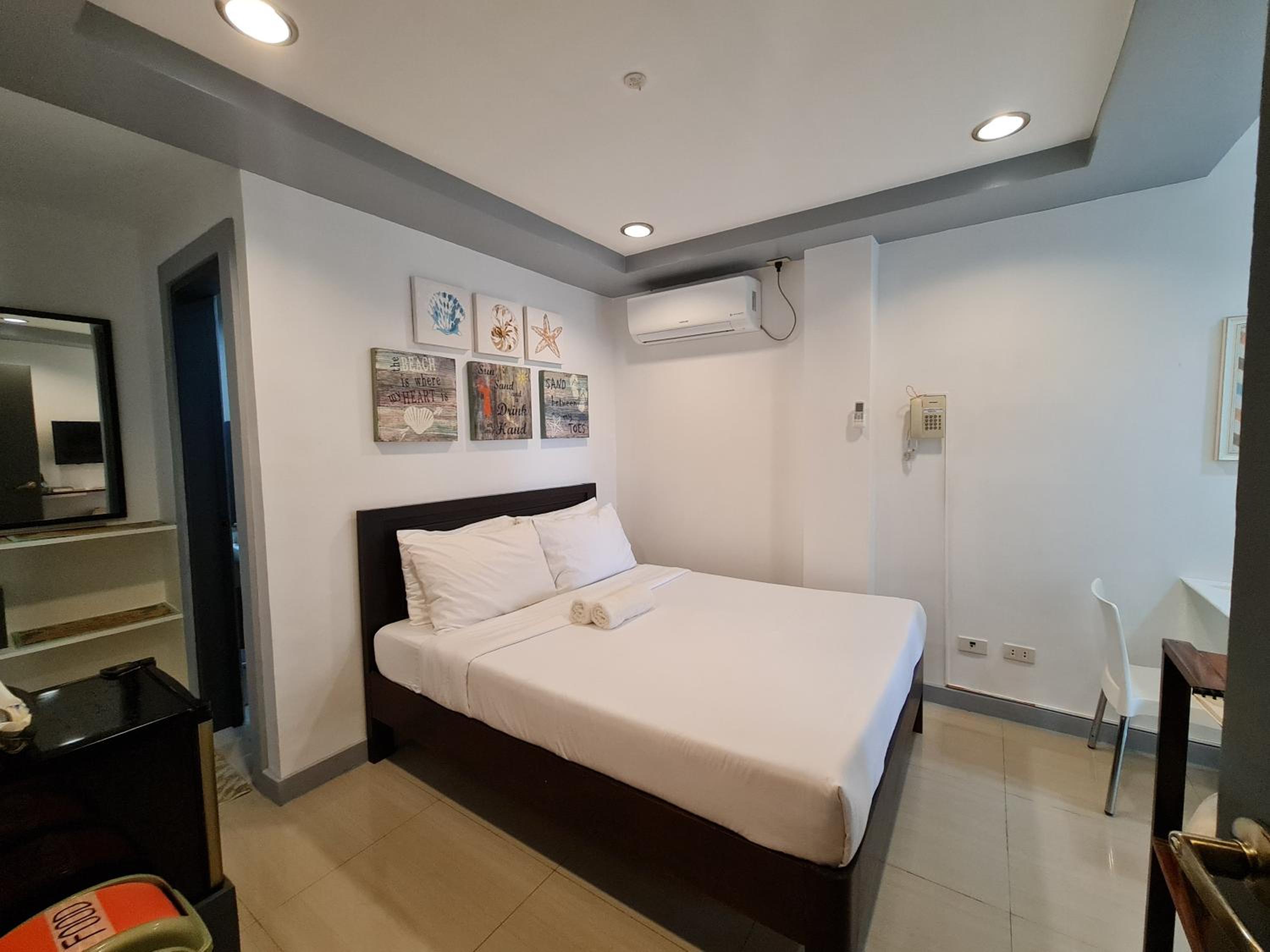 Standard Double Room - Photo 1