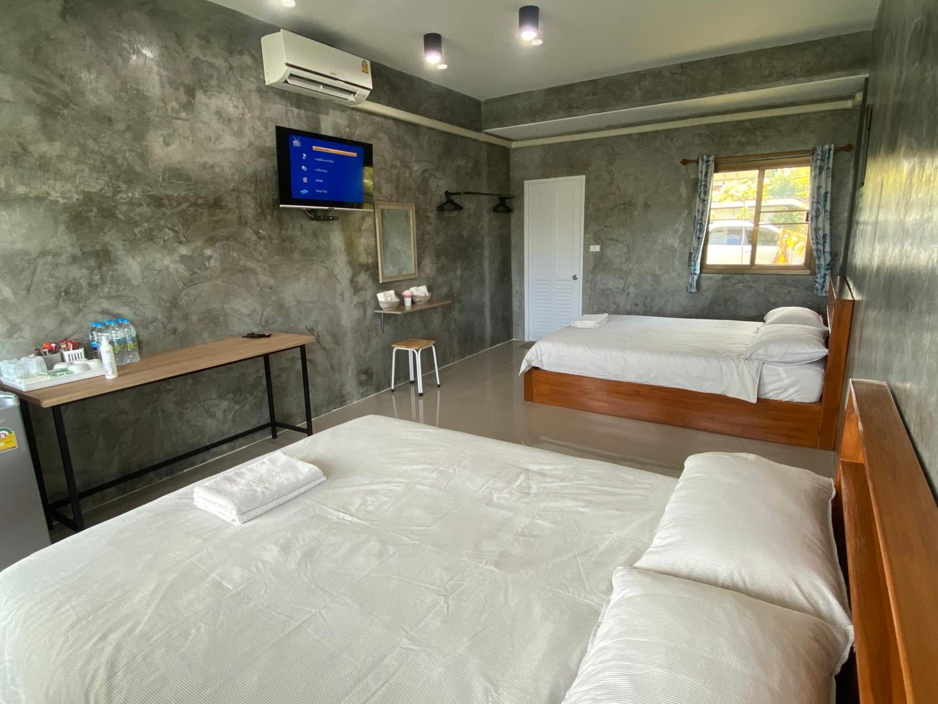 Vacation Home - Photo 9