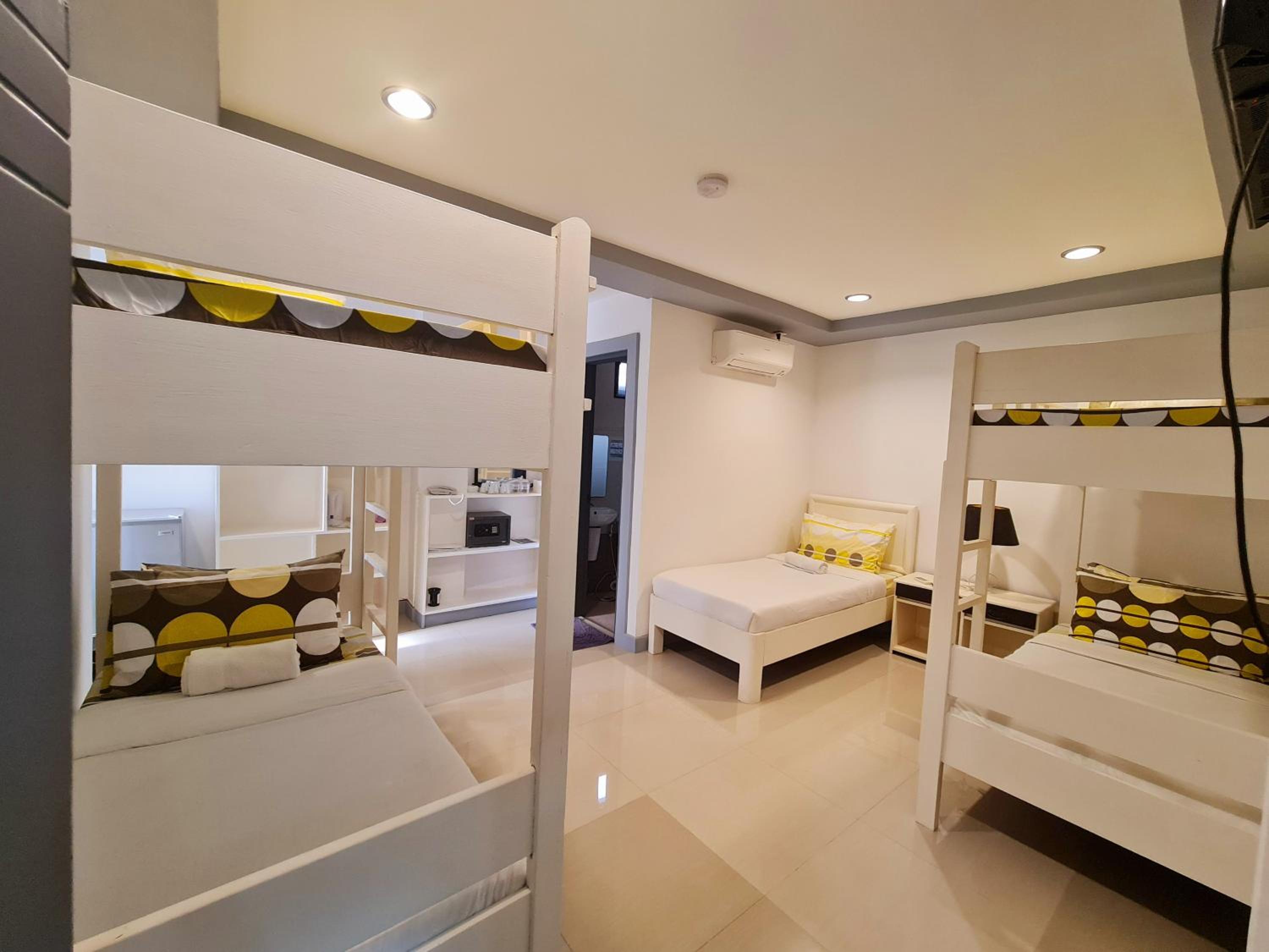 Standard Family Room - Photo 1