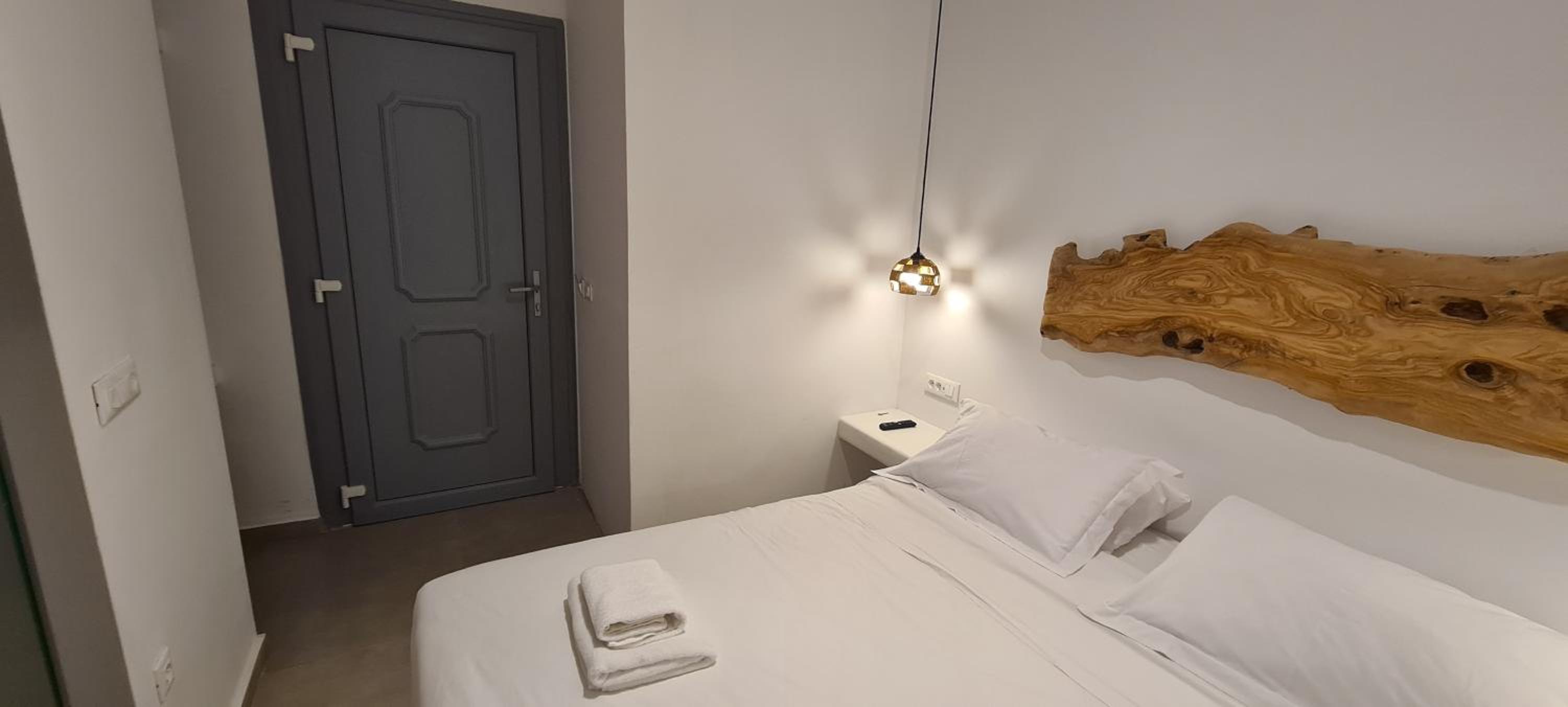 Economy Double Room photo 2