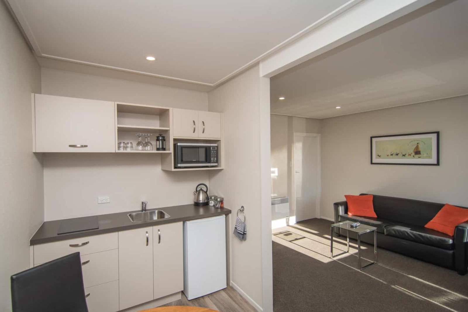 Superior One Bedroom Apartment photo 2
