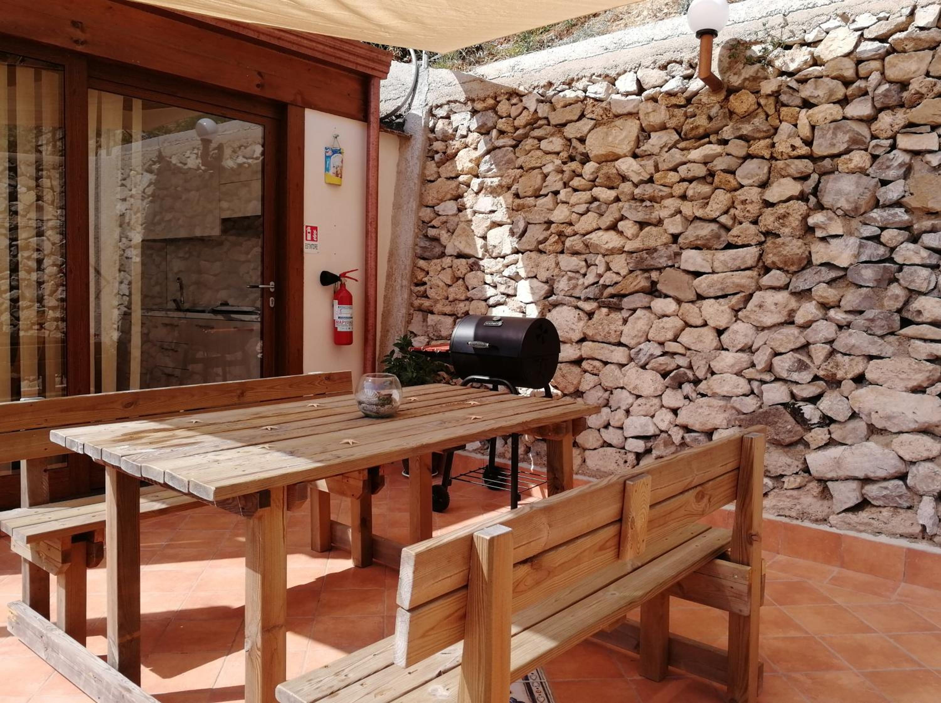One-Bedroom House - Photo 10