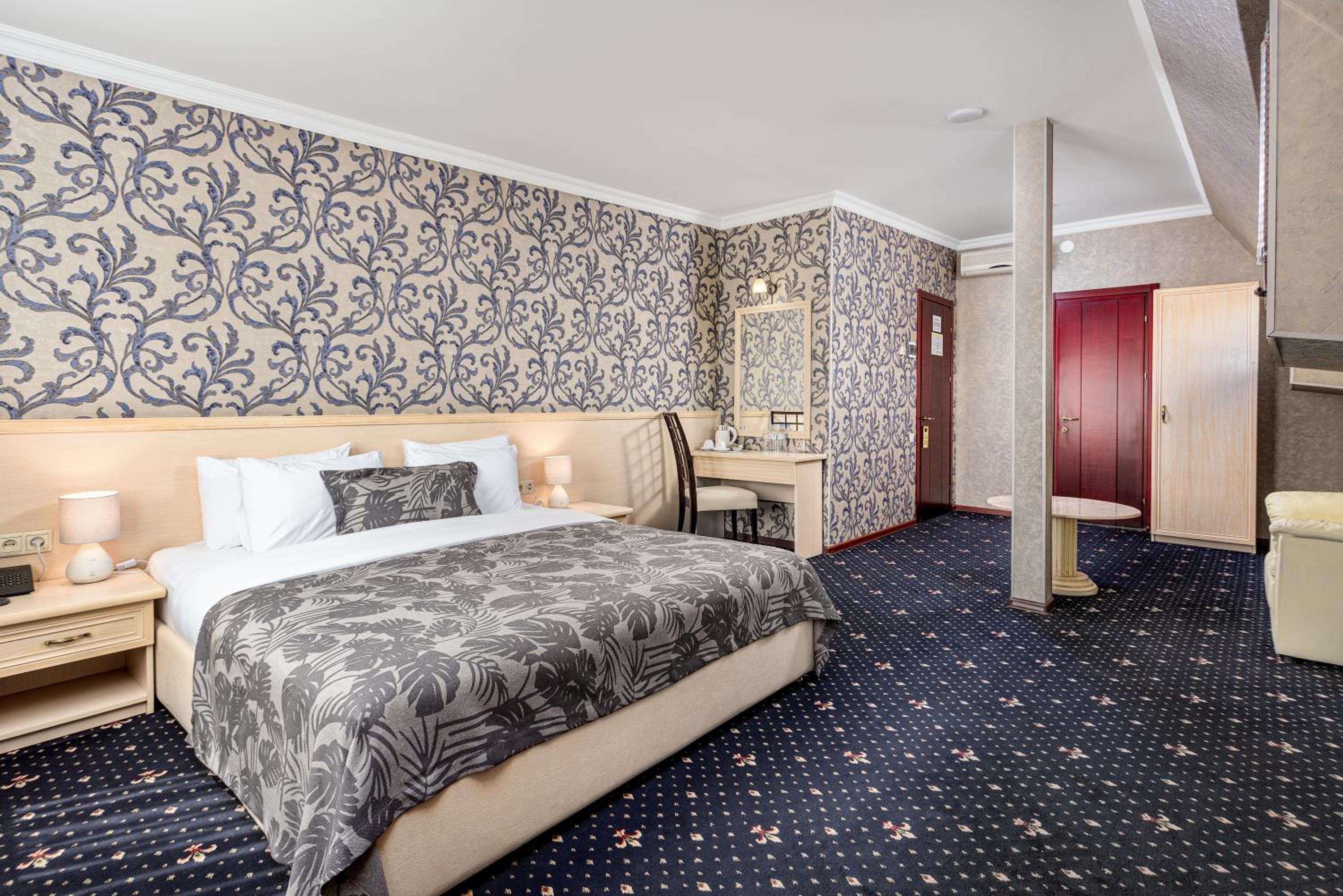 Double Deluxe Room photo 1