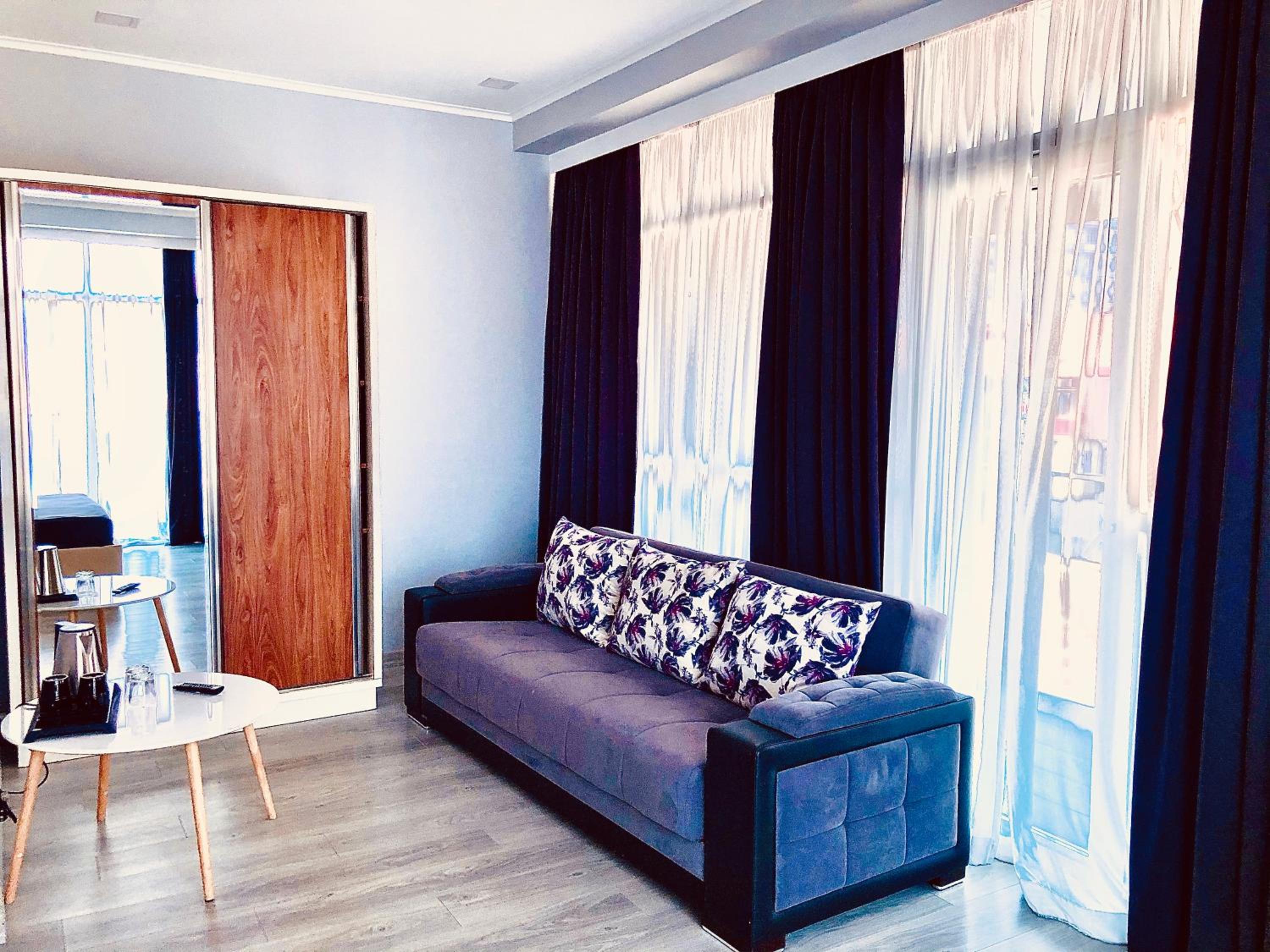 Triple Room with Terrace
