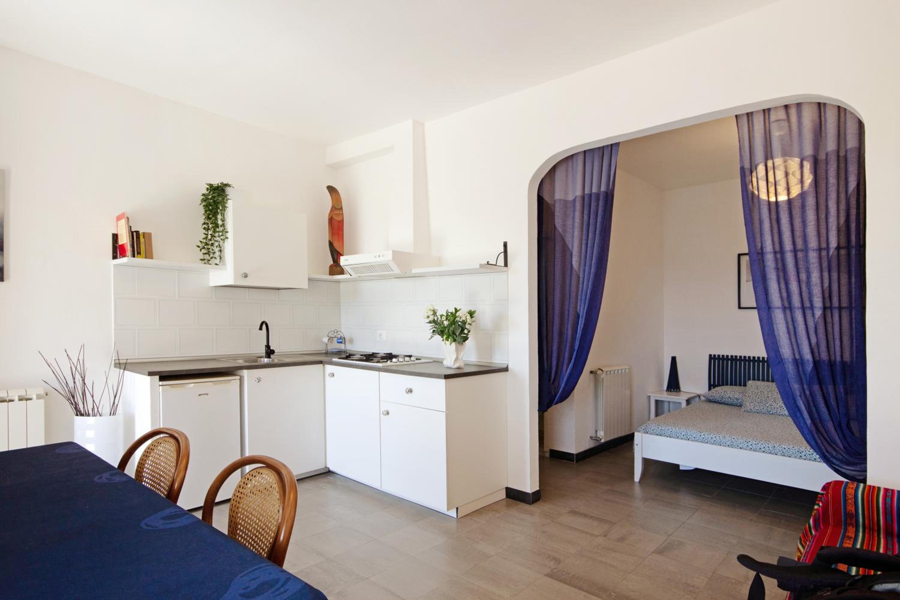 Studio Apartment with Sea View photo 1