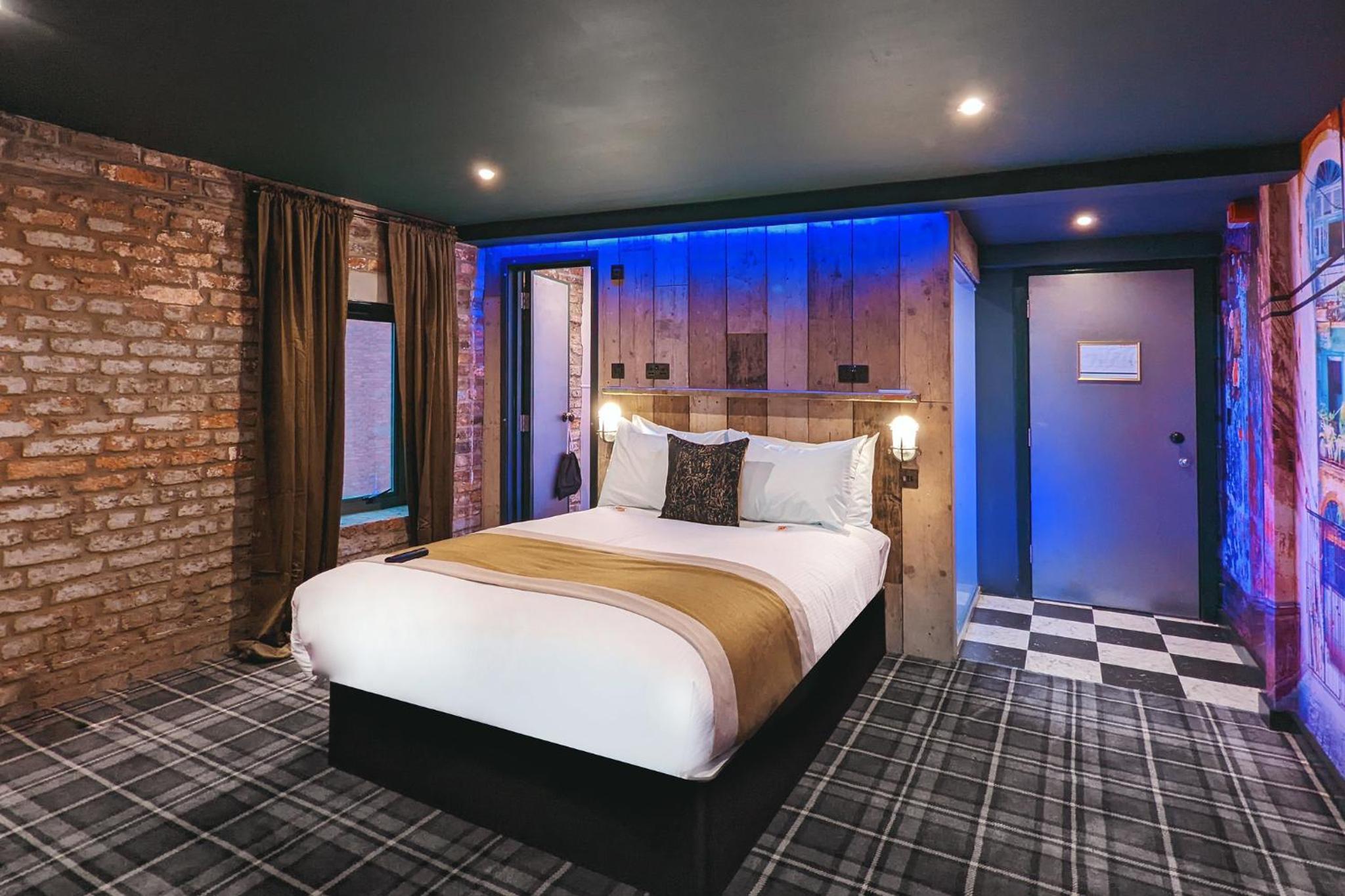Deluxe Double Room - Photo 1