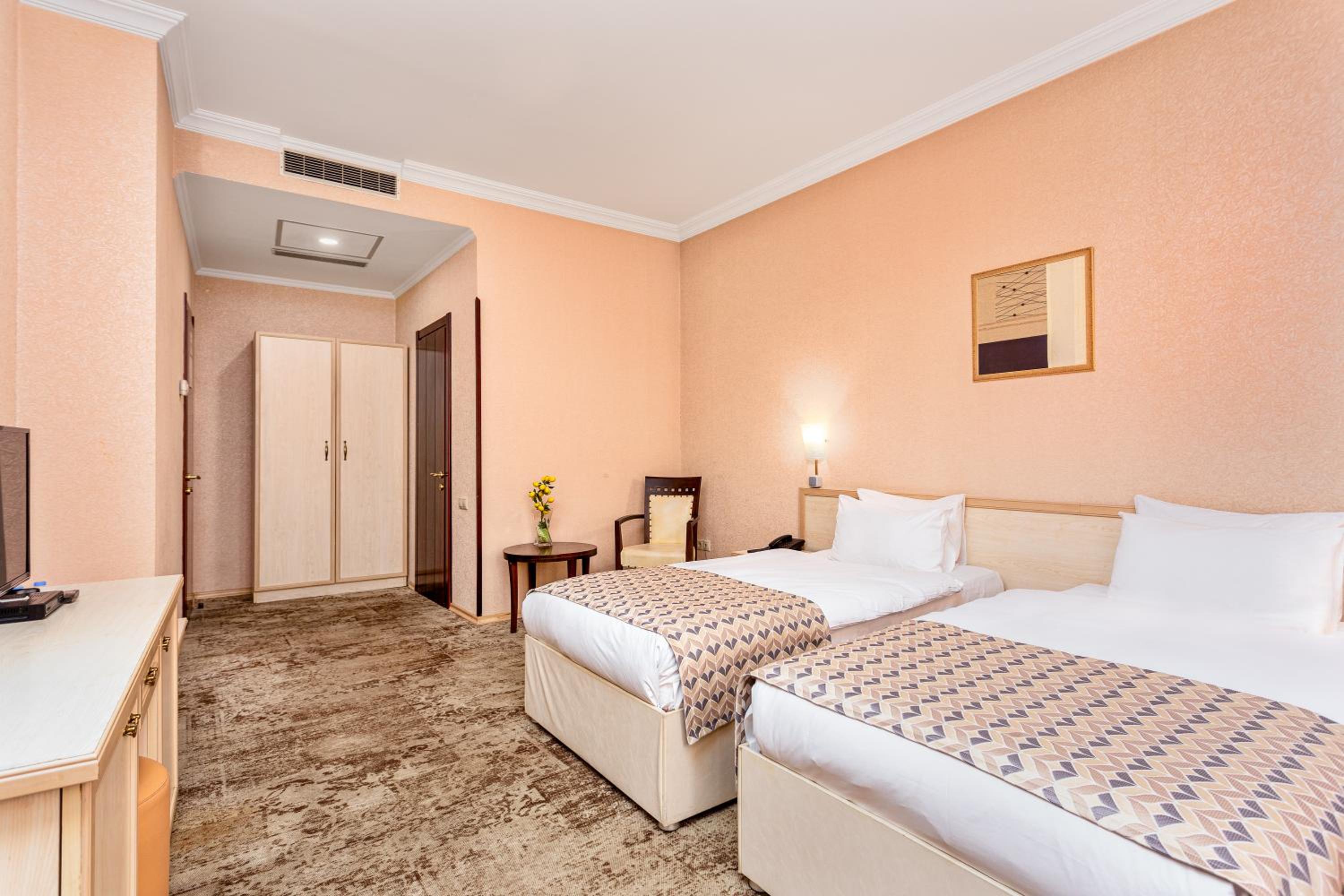Twin Room photo 2