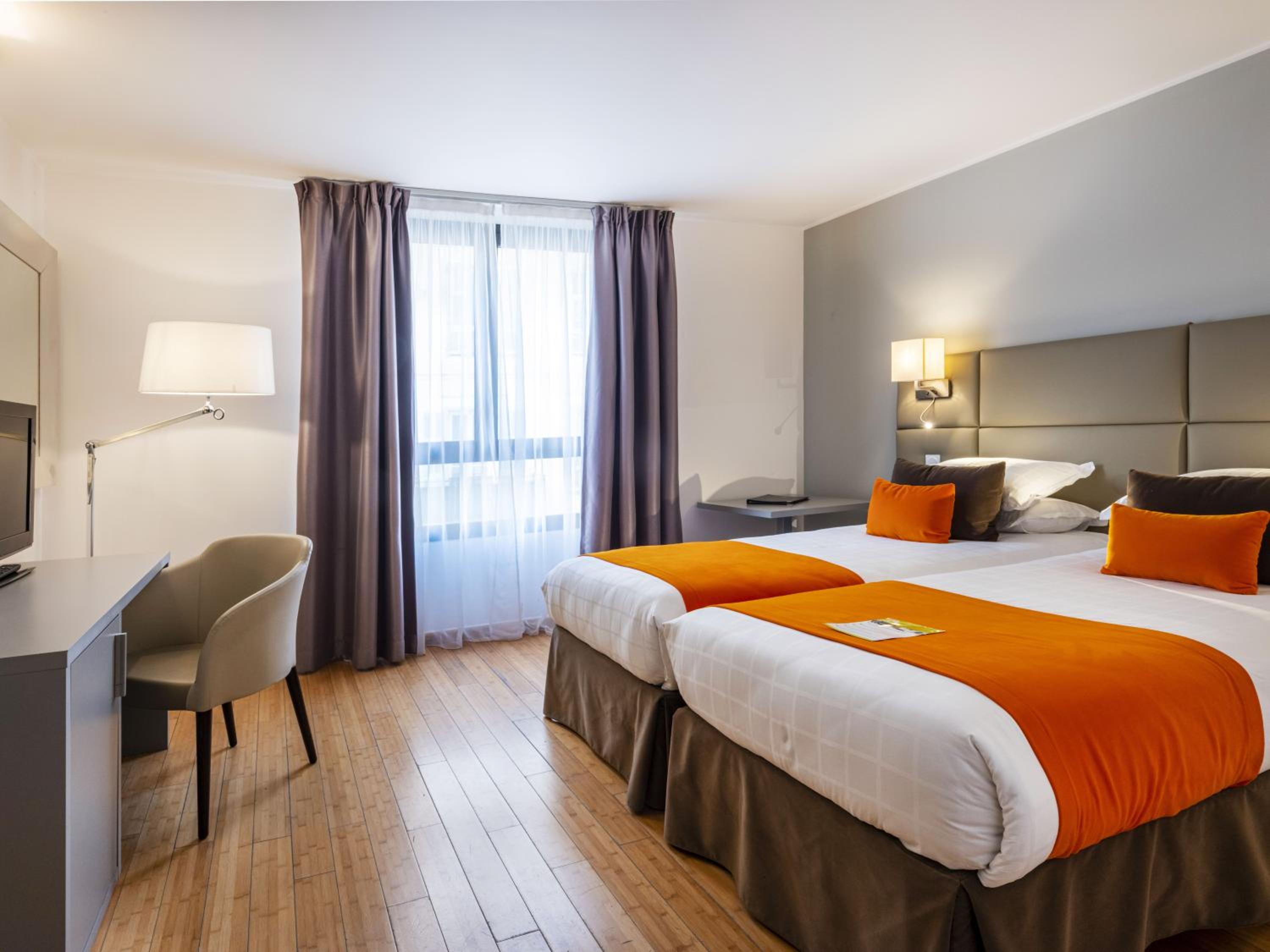 Classic Double Room - with 1h free Swimming Pool  - Photo 9