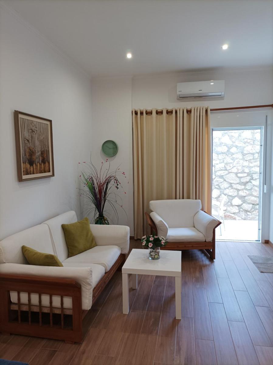 Basic Triple Room photo 2