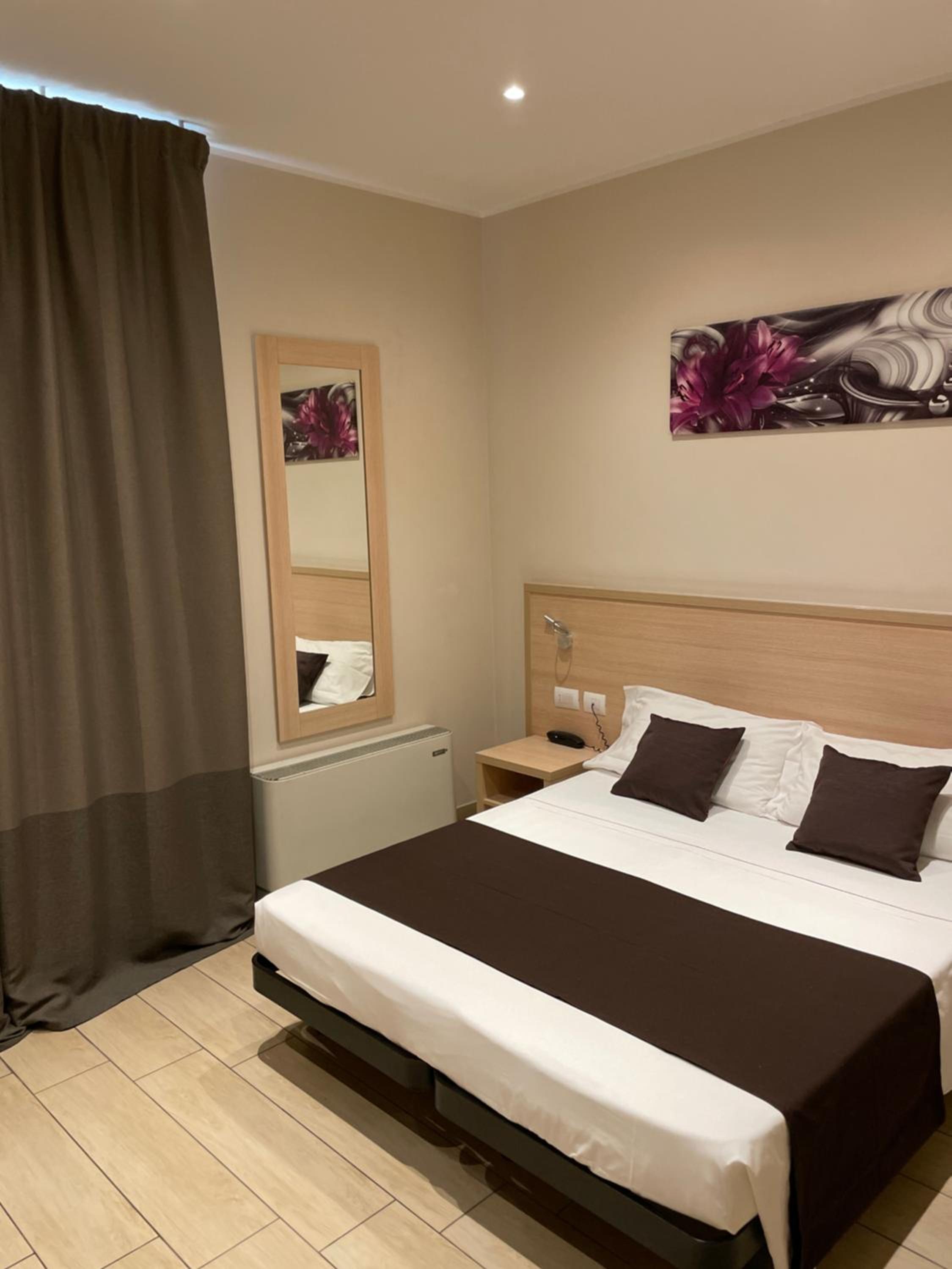 Double or Twin Room with Private Bathroom