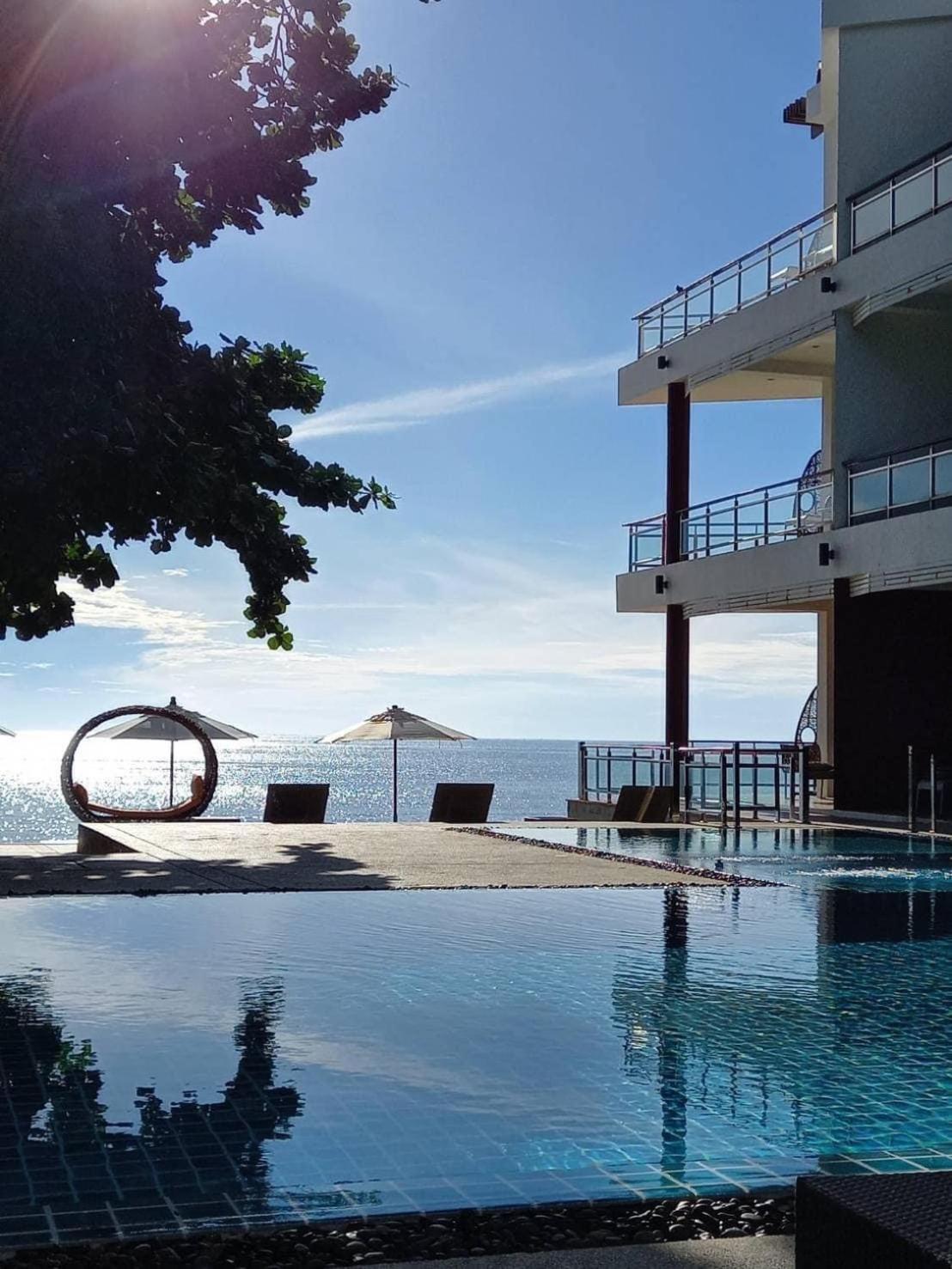 Deluxe Double Room with Sea View photo 3