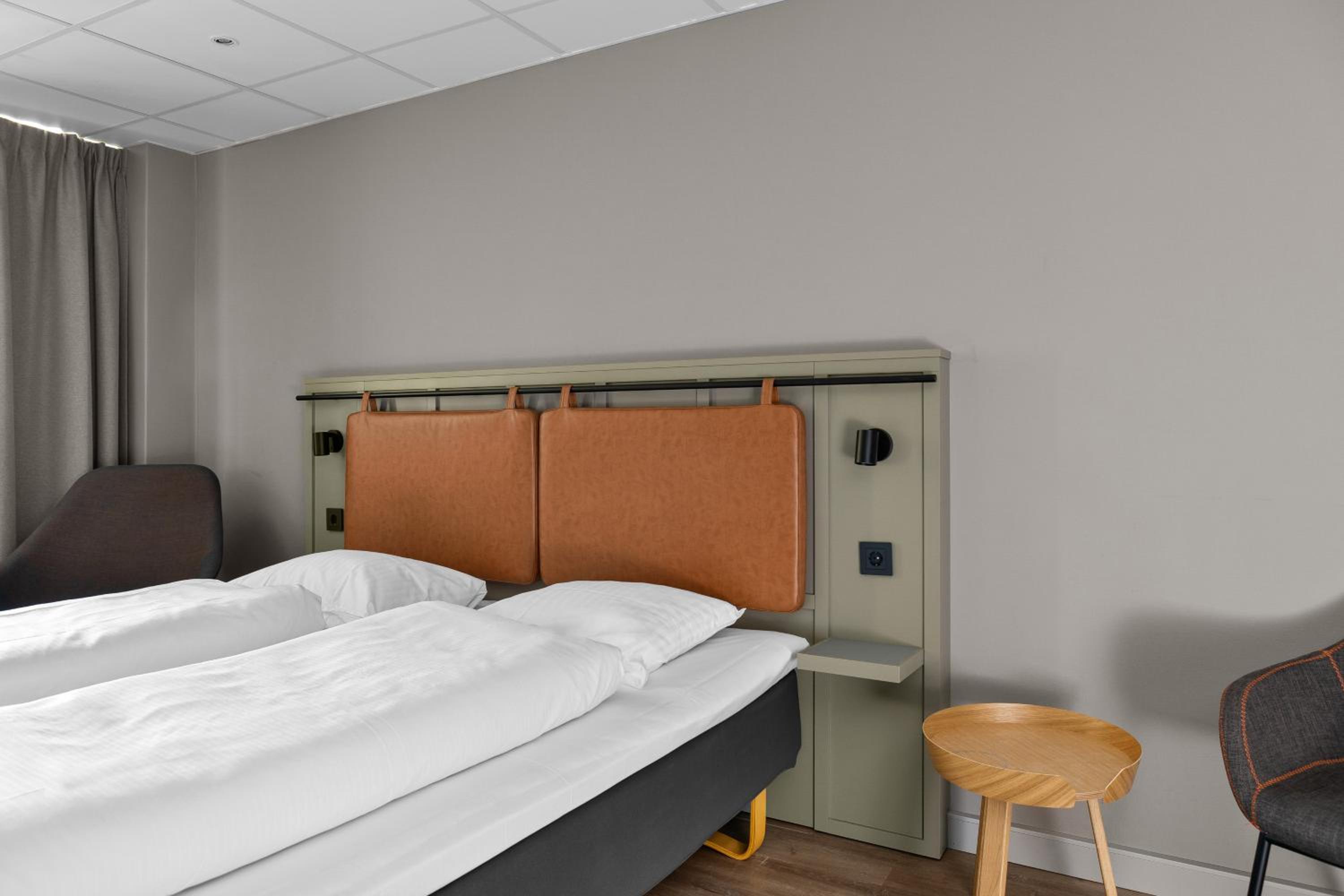 Standard Double Room - Photo 7