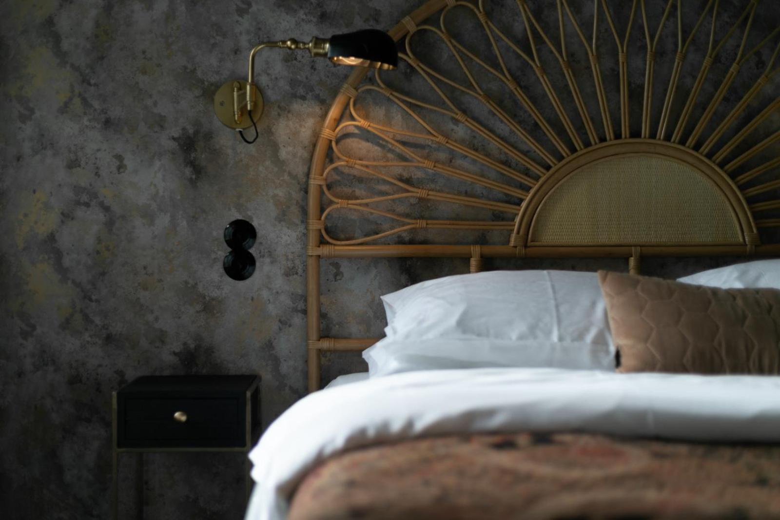 Deluxe Triple Room - Photo 11