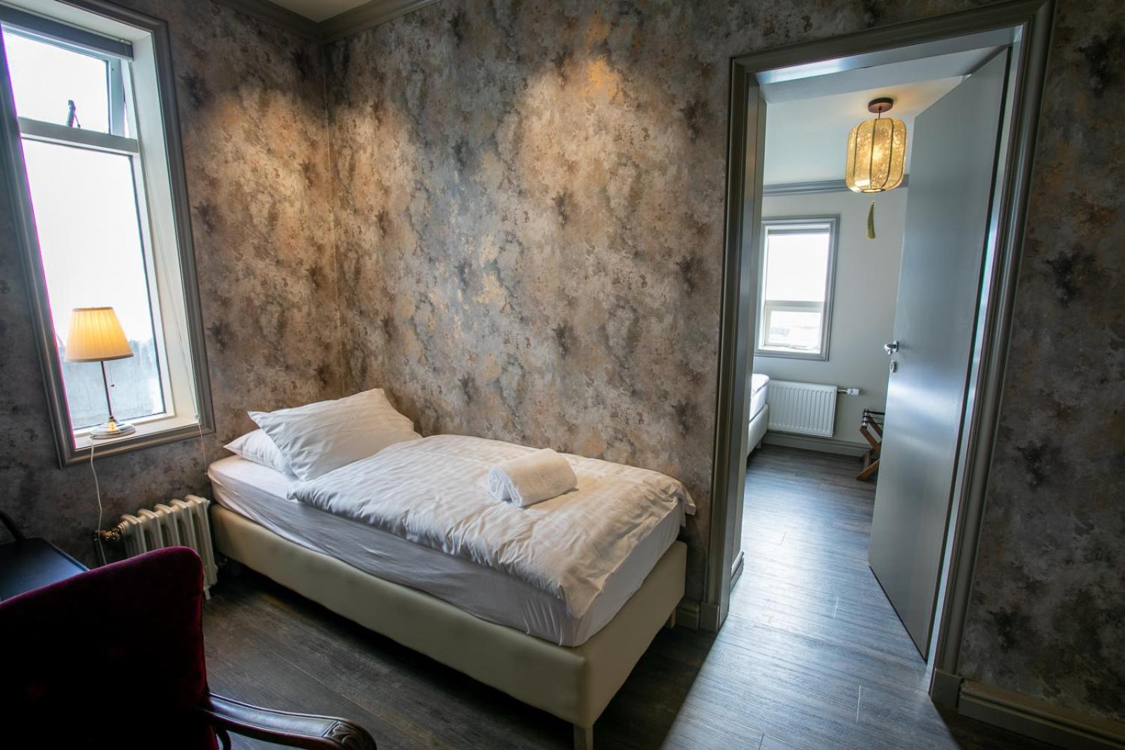 Deluxe Family Room - Photo 10