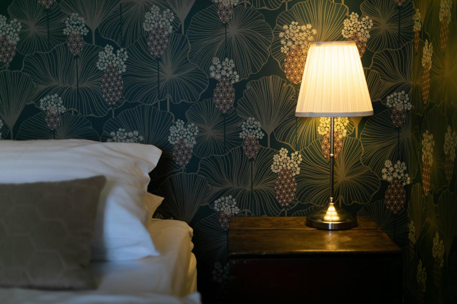 Deluxe Double Room - Photo 16