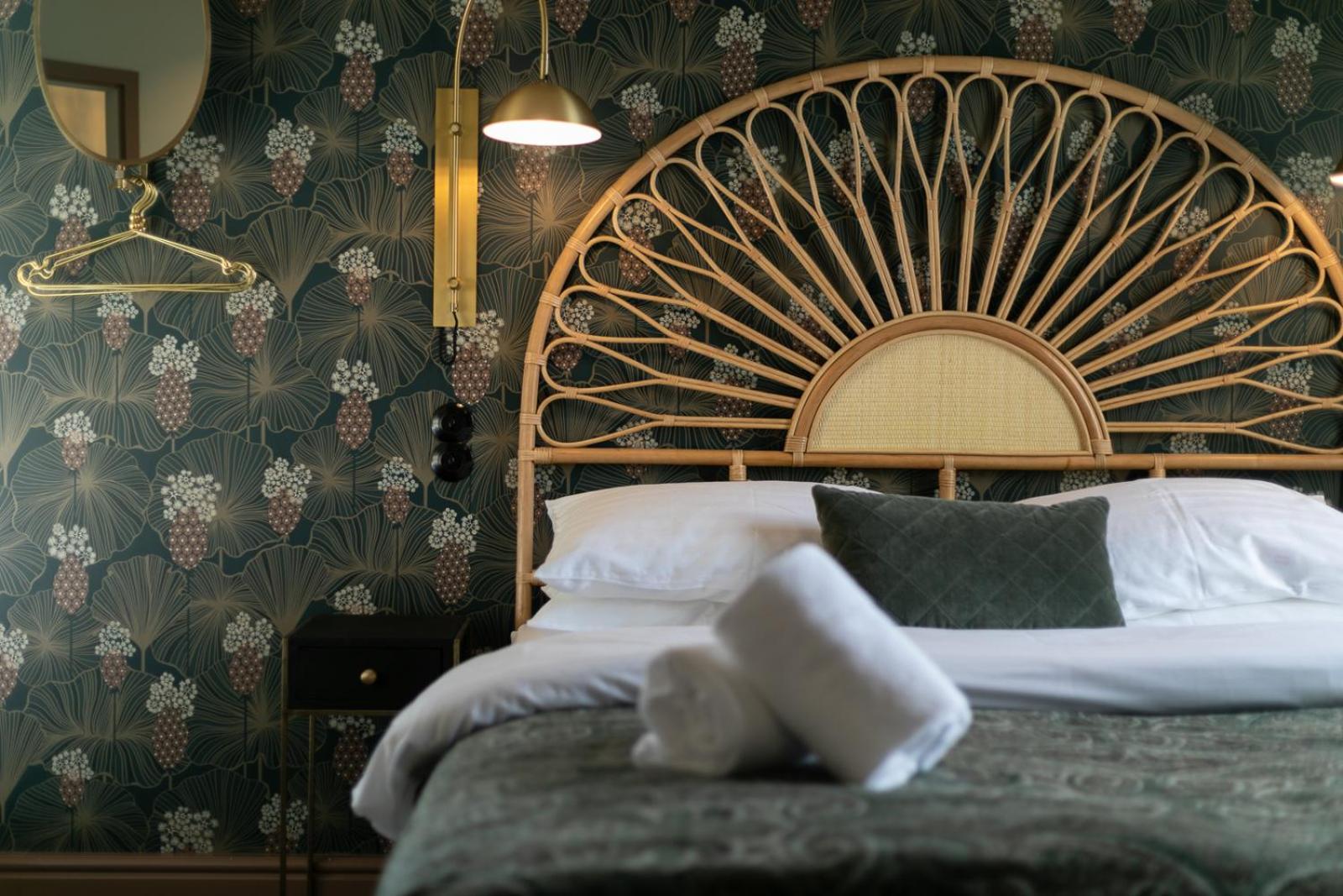Deluxe Triple Room - Photo 2