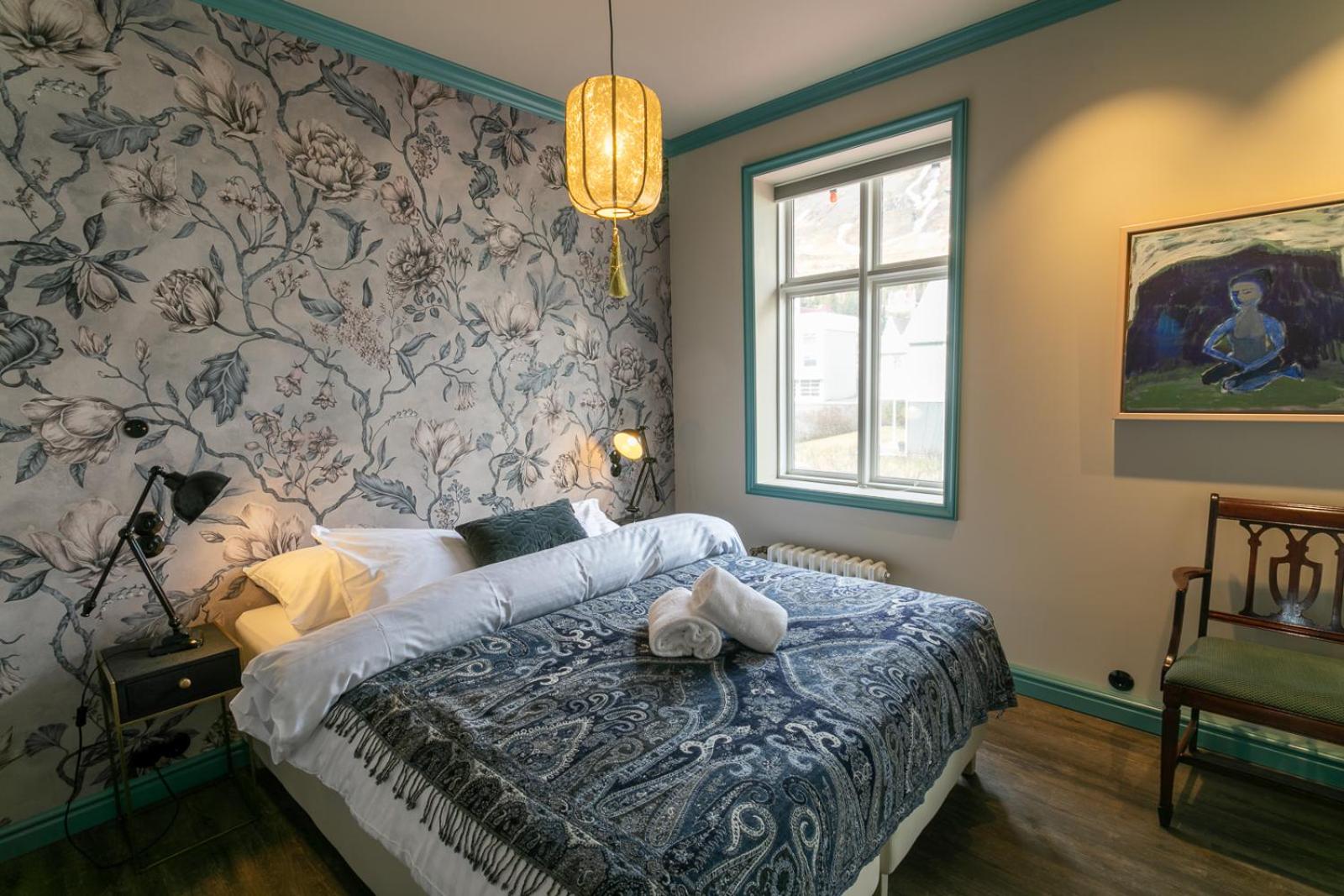 Deluxe Double Room - Photo 9