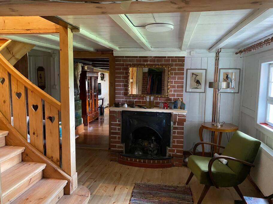 One-Bedroom House - Photo 8